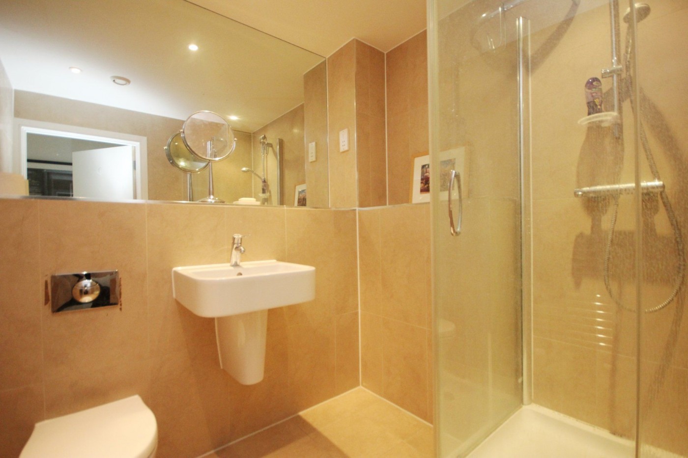 Images for Highbury Stadium Square, London, N5 EAID:2092695728 BID:03b1b085-2c4d-4c75-8eea-20939b8639ac