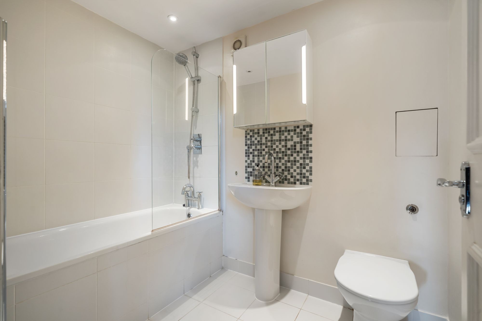 Images for Gloucester Drive, London, N4 EAID:2092695728 BID:03b1b085-2c4d-4c75-8eea-20939b8639ac