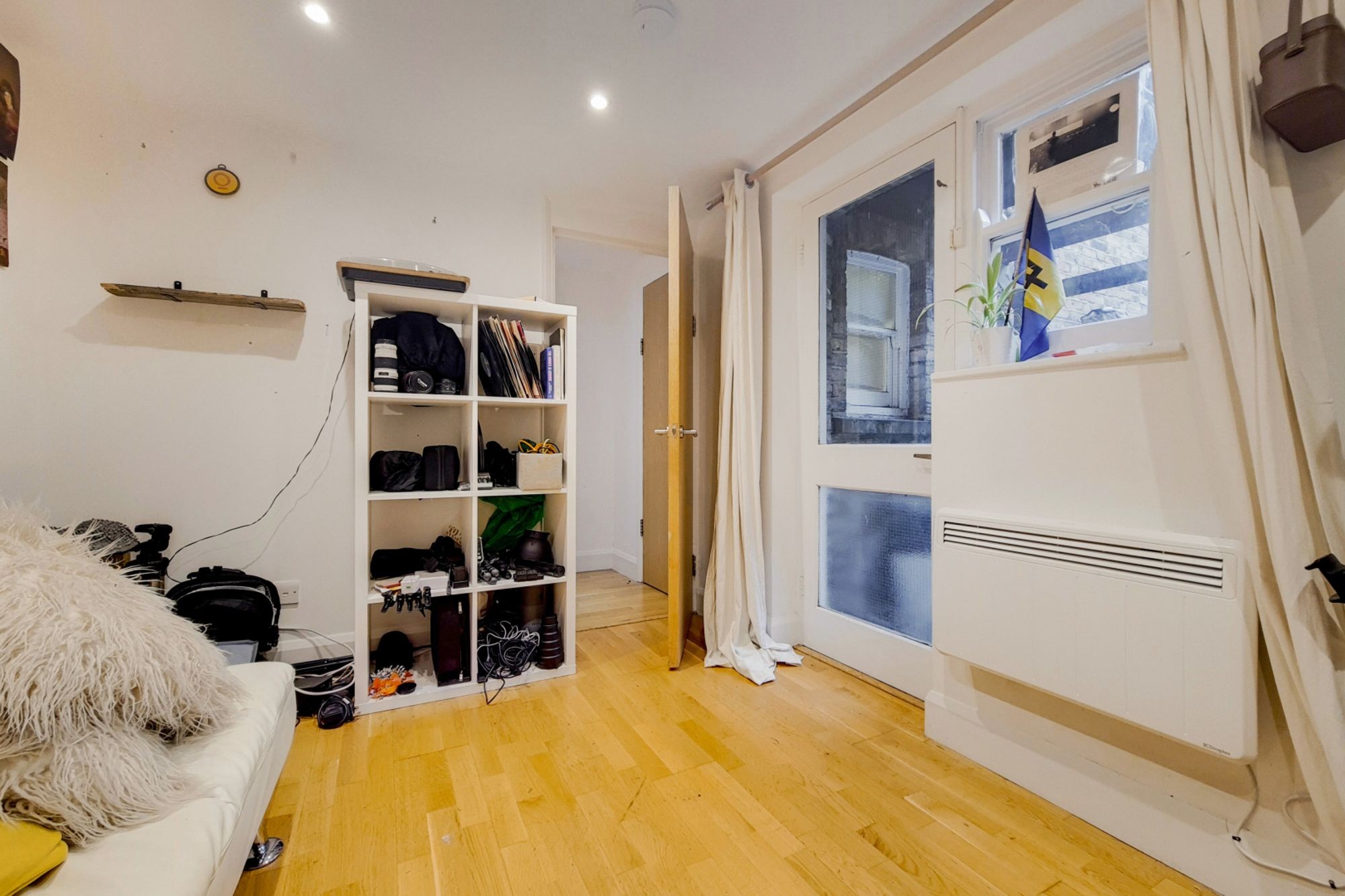 Images for Kingsland Road, London, E8 EAID:2092695728 BID:03b1b085-2c4d-4c75-8eea-20939b8639ac