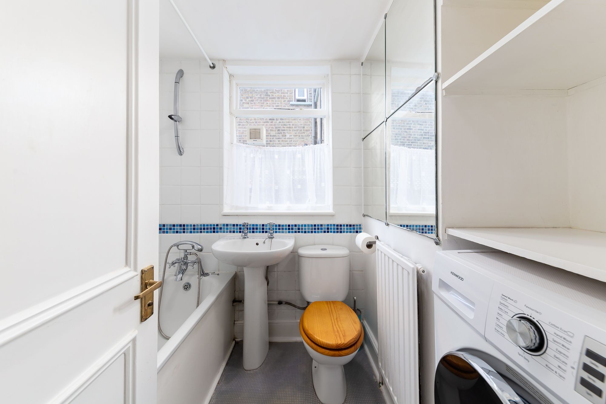 Images for Evershot Road, London, N4 EAID:2092695728 BID:d78cdad6-8851-45ca-b966-38a91e6bb6bf