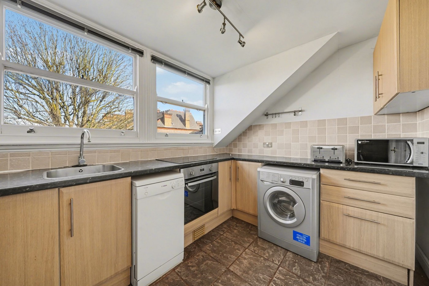 Images for Crouch Hill, London, N8 EAID:2092695728 BID:d78cdad6-8851-45ca-b966-38a91e6bb6bf