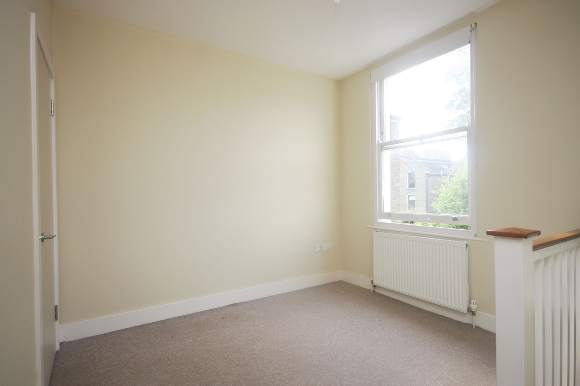 Images for Reighton Road, London, E5 EAID:2092695728 BID:03b1b085-2c4d-4c75-8eea-20939b8639ac