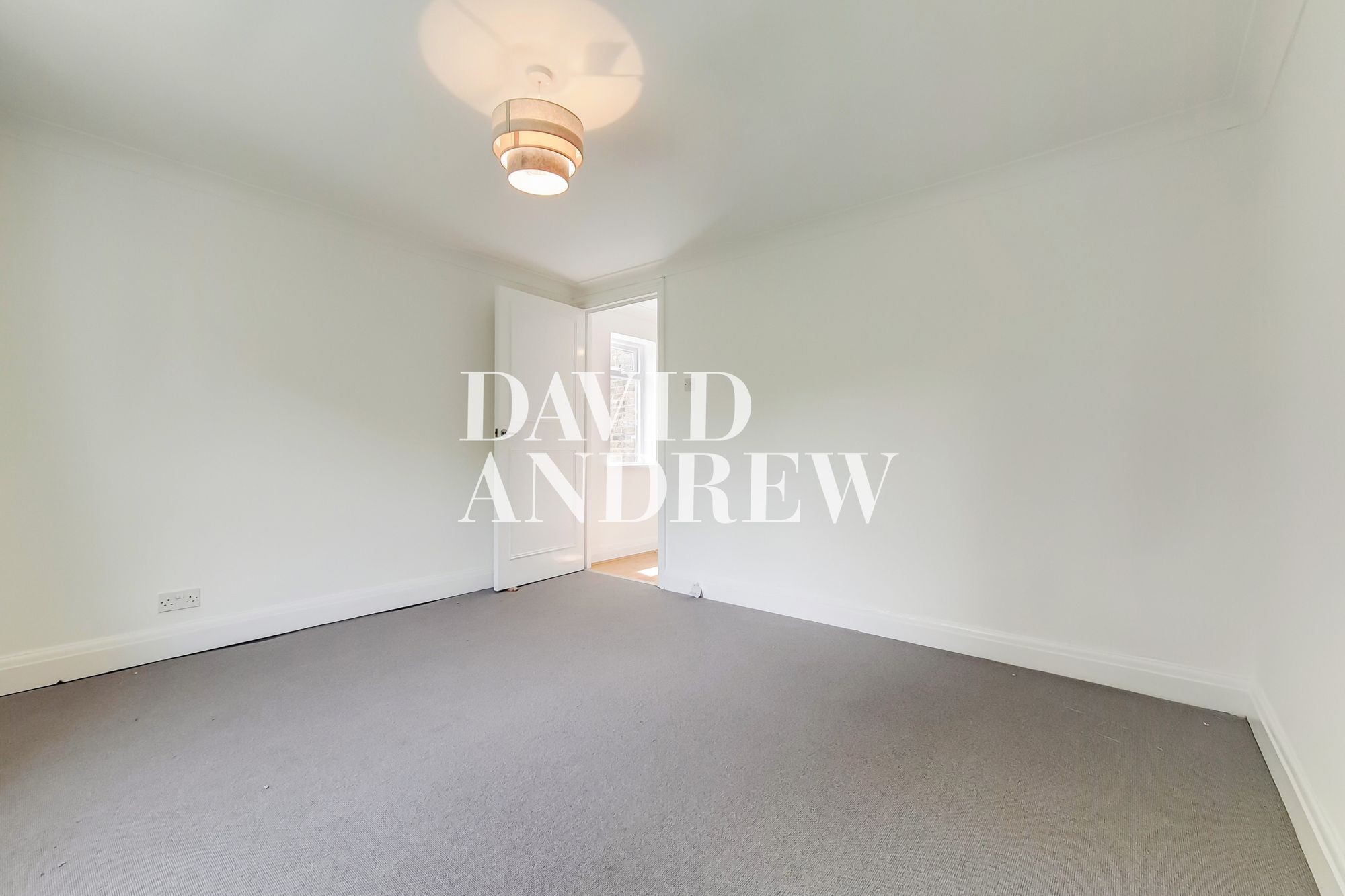 Images for Queens Drive, London, N4 EAID:2092695728 BID:03b1b085-2c4d-4c75-8eea-20939b8639ac
