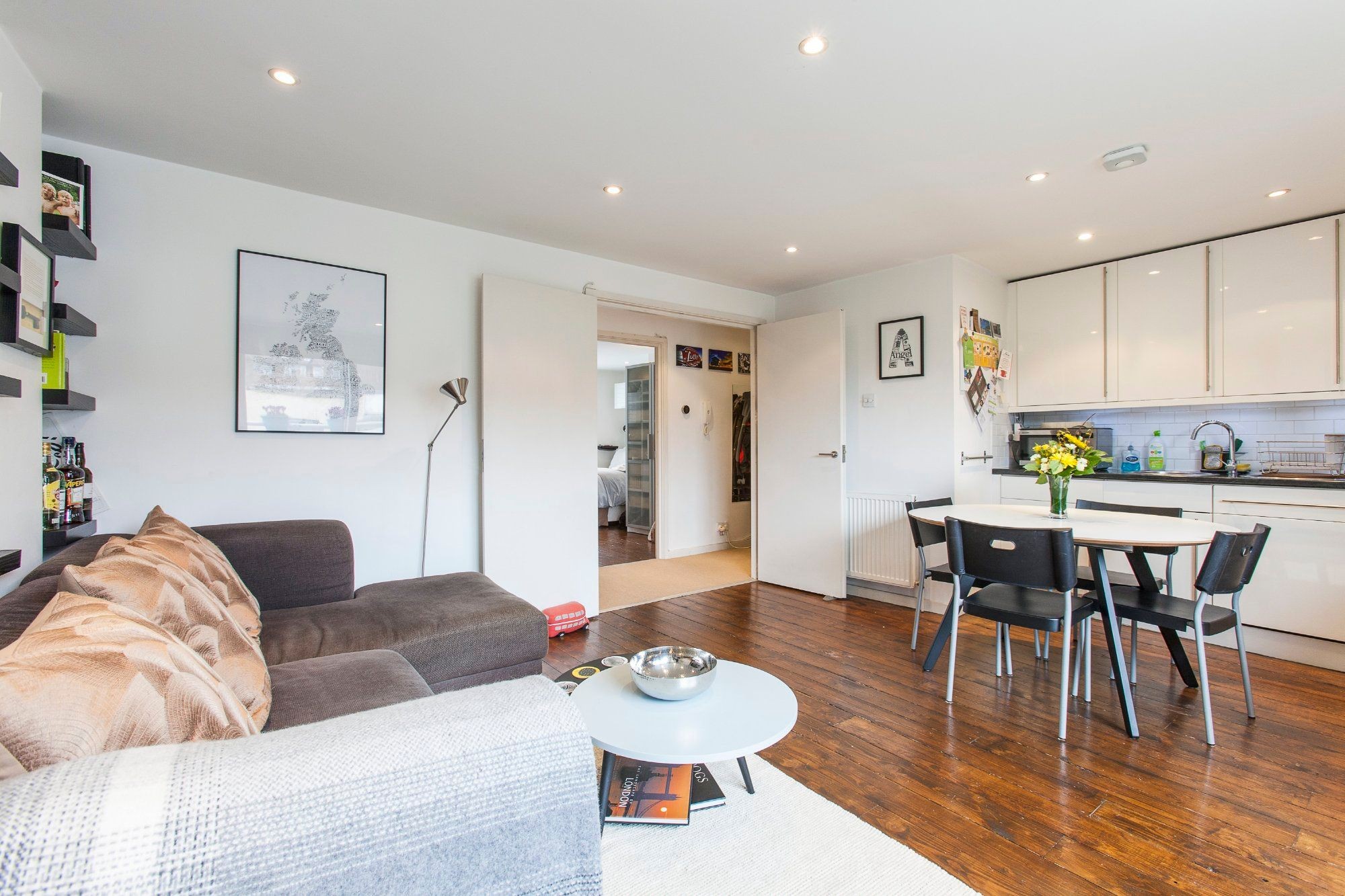 Images for Blackstock Road, London, N5 EAID:2092695728 BID:03b1b085-2c4d-4c75-8eea-20939b8639ac