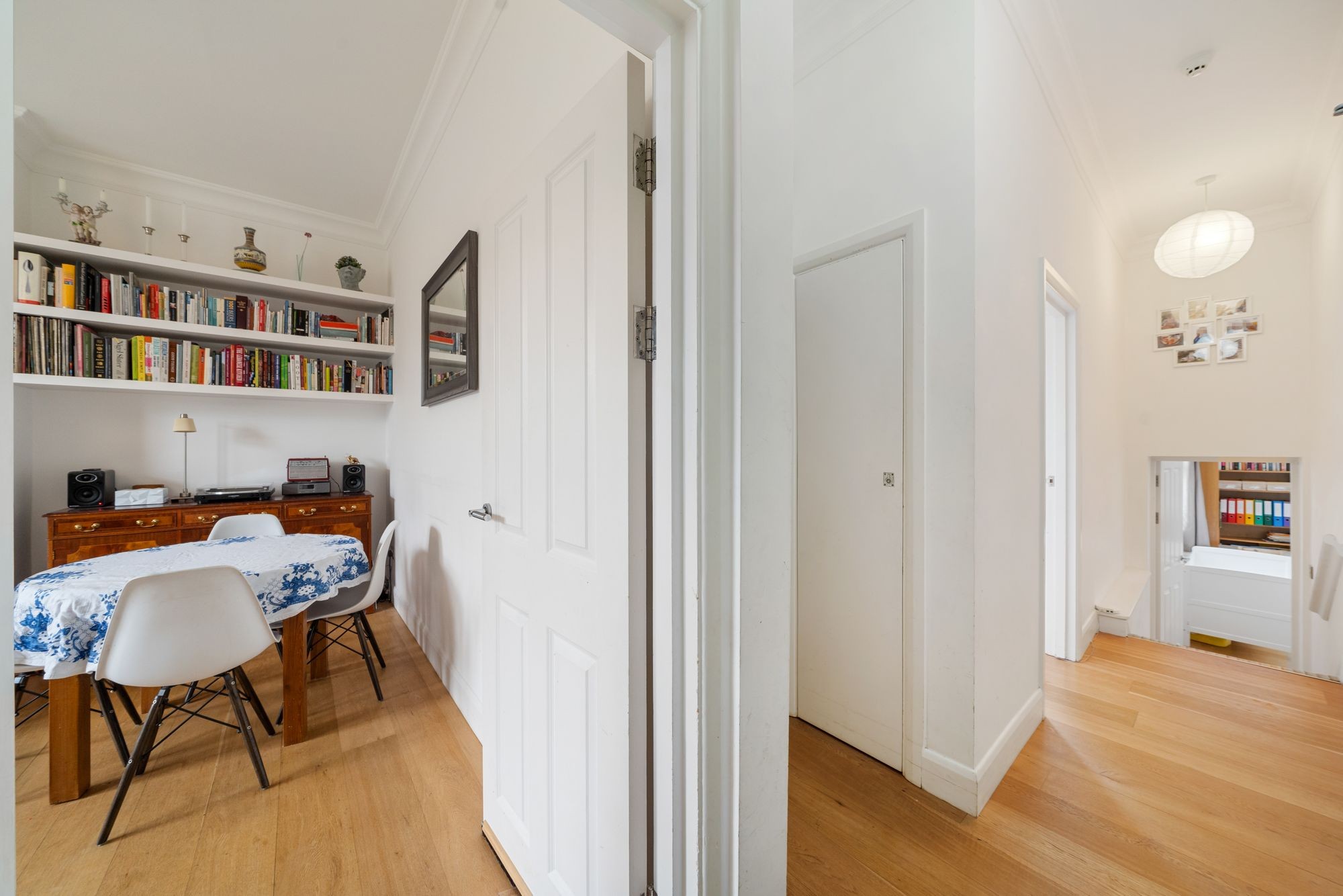 Images for Queens Drive, London, N4 EAID:2092695728 BID:03b1b085-2c4d-4c75-8eea-20939b8639ac