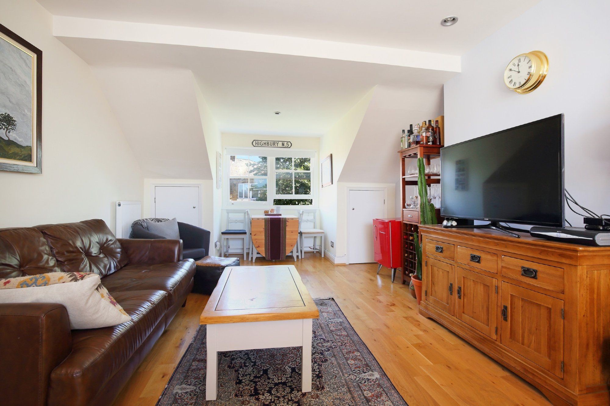 Images for Finsbury Park Road, London, N4 EAID:2092695728 BID:03b1b085-2c4d-4c75-8eea-20939b8639ac