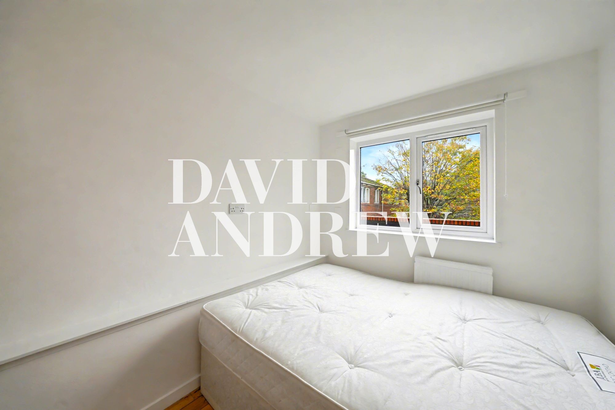 Images for Brick Lane, London, E1 EAID:2092695728 BID:03b1b085-2c4d-4c75-8eea-20939b8639ac