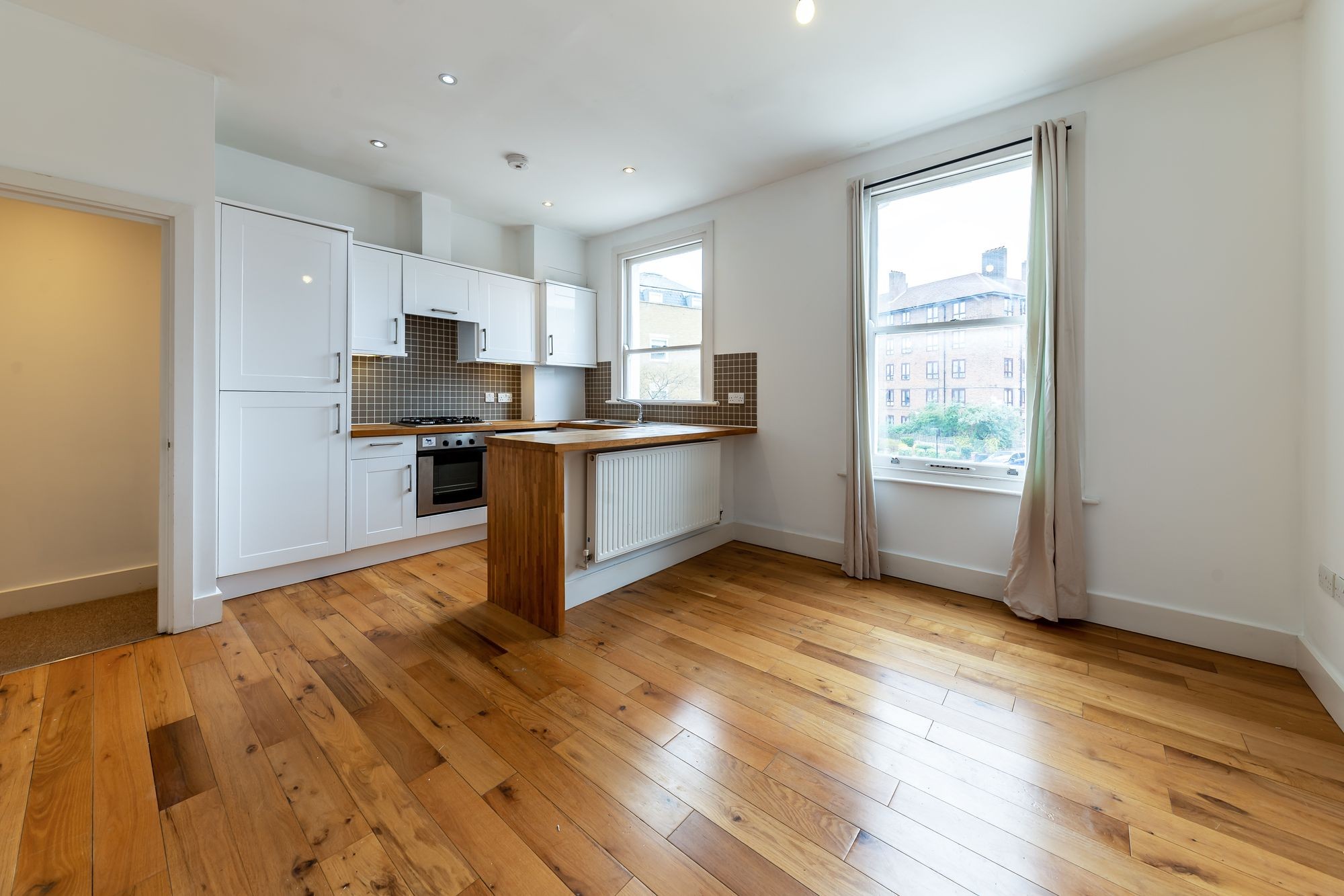 Images for Reighton Road, London, E5 EAID:2092695728 BID:03b1b085-2c4d-4c75-8eea-20939b8639ac