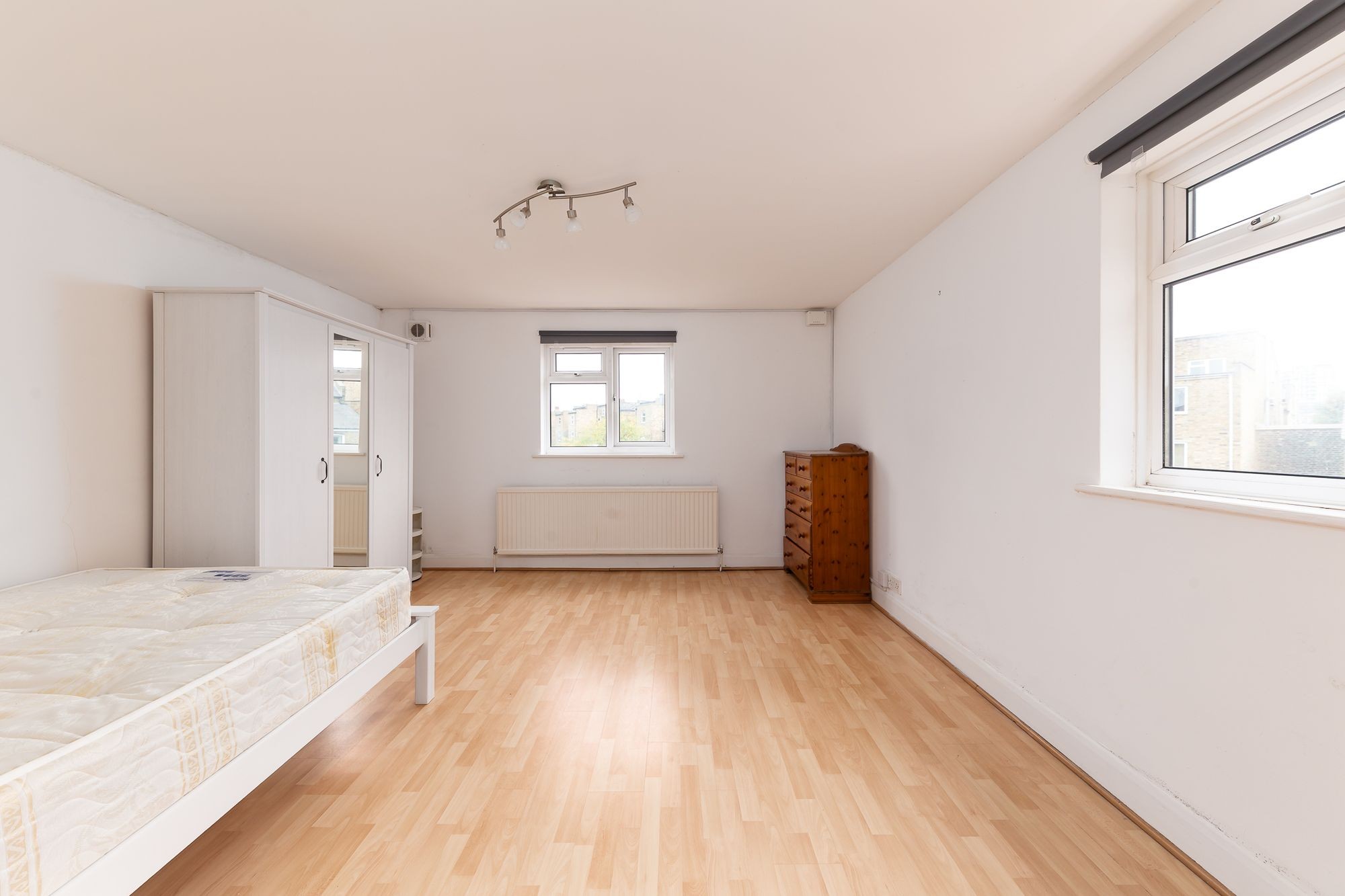 Images for Gloucester Drive, London, N4 EAID:2092695728 BID:03b1b085-2c4d-4c75-8eea-20939b8639ac