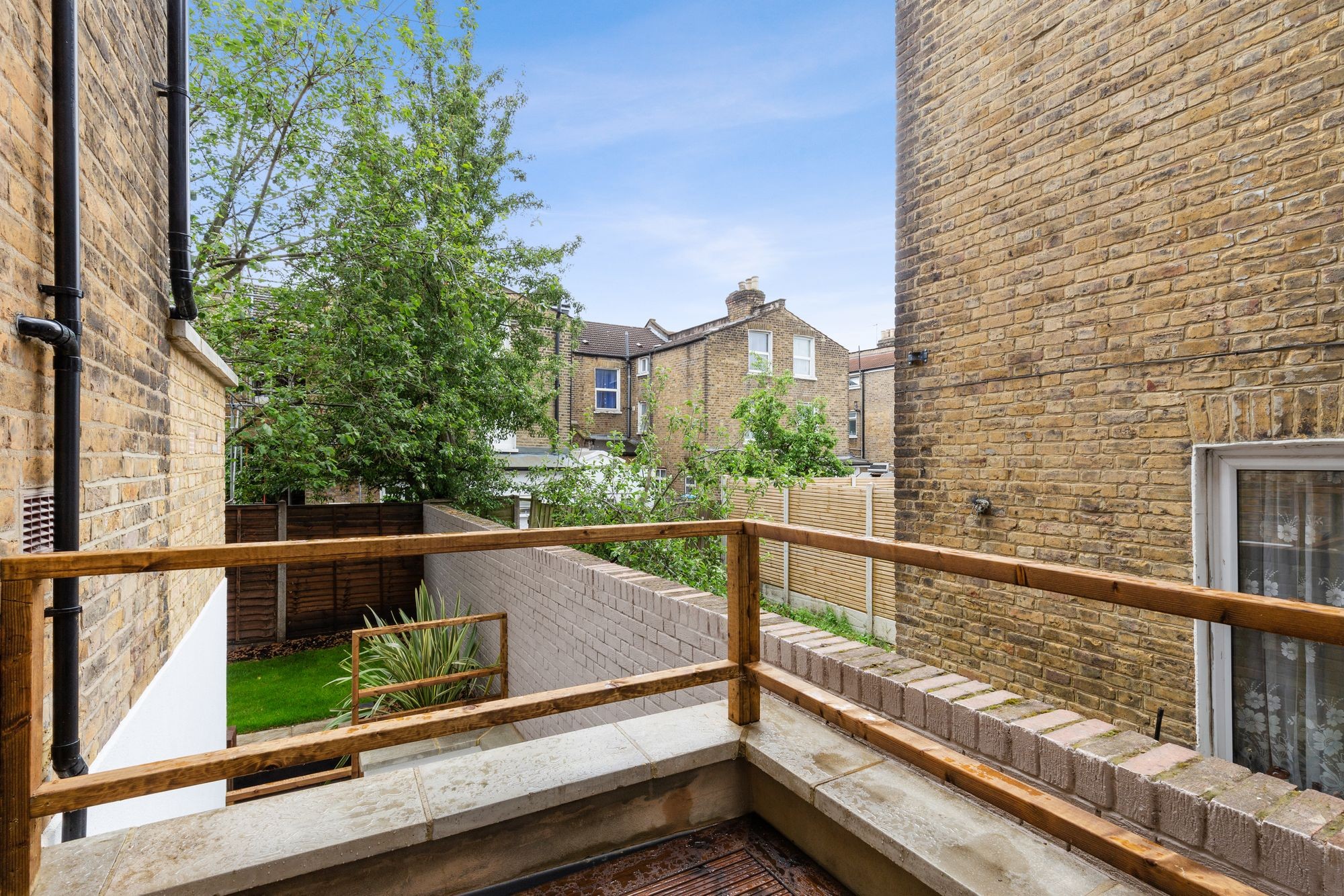 Images for Sach Road, London, E5 EAID:2092695728 BID:03b1b085-2c4d-4c75-8eea-20939b8639ac