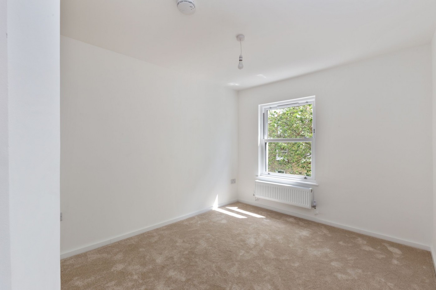 Images for Sach Road, London, E5 EAID:2092695728 BID:03b1b085-2c4d-4c75-8eea-20939b8639ac