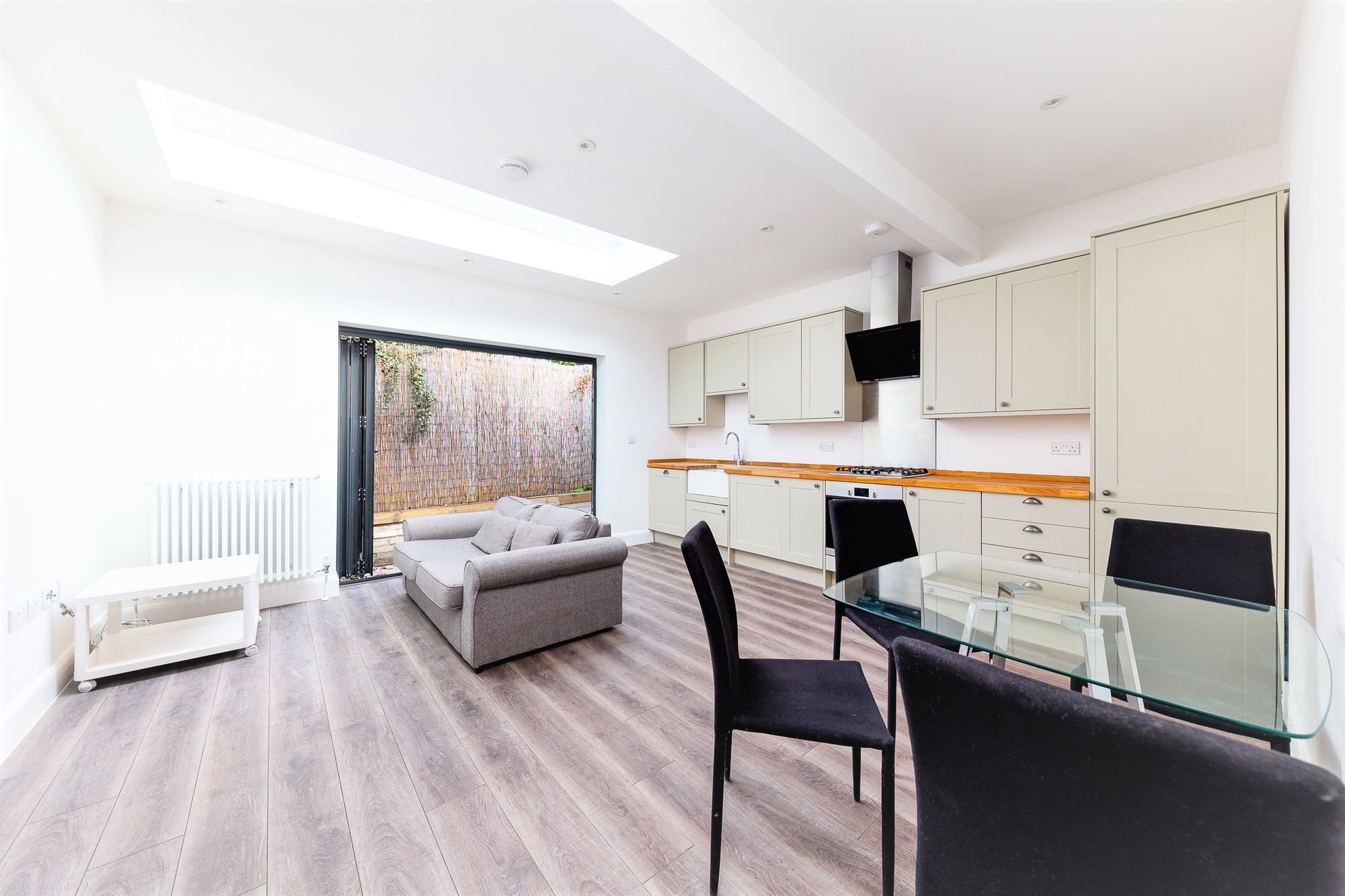 Images for Blackstock Road, London, N4 EAID:2092695728 BID:03b1b085-2c4d-4c75-8eea-20939b8639ac