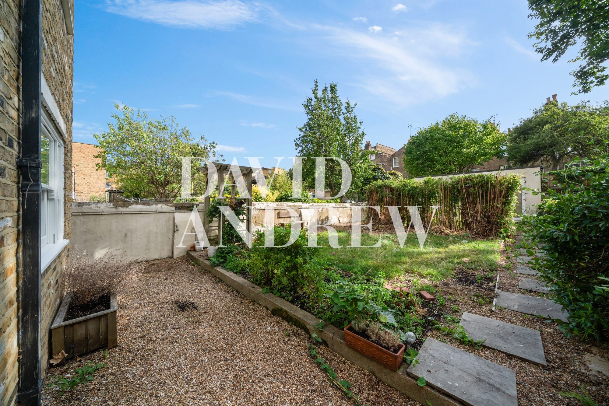 Images for Queens Drive, London, N4 EAID:2092695728 BID:03b1b085-2c4d-4c75-8eea-20939b8639ac