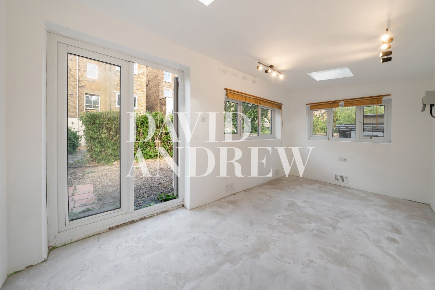 Images for Queens Drive, London, N4 EAID:2092695728 BID:03b1b085-2c4d-4c75-8eea-20939b8639ac