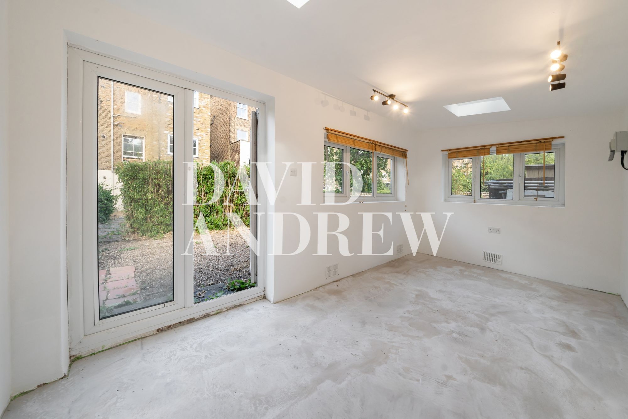 Images for Queens Drive, London, N4 EAID:2092695728 BID:03b1b085-2c4d-4c75-8eea-20939b8639ac