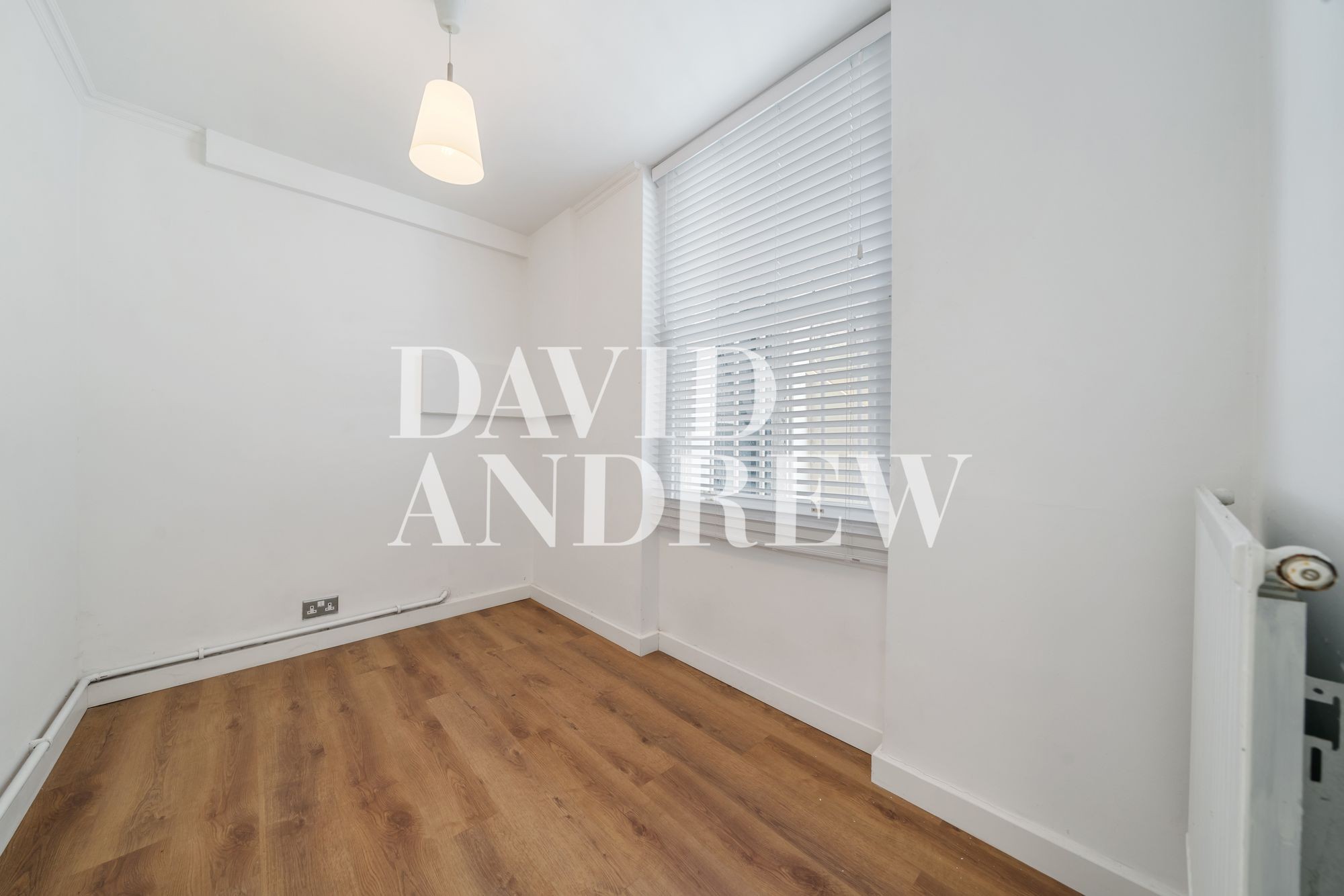 Images for Queens Drive, London, N4 EAID:2092695728 BID:03b1b085-2c4d-4c75-8eea-20939b8639ac