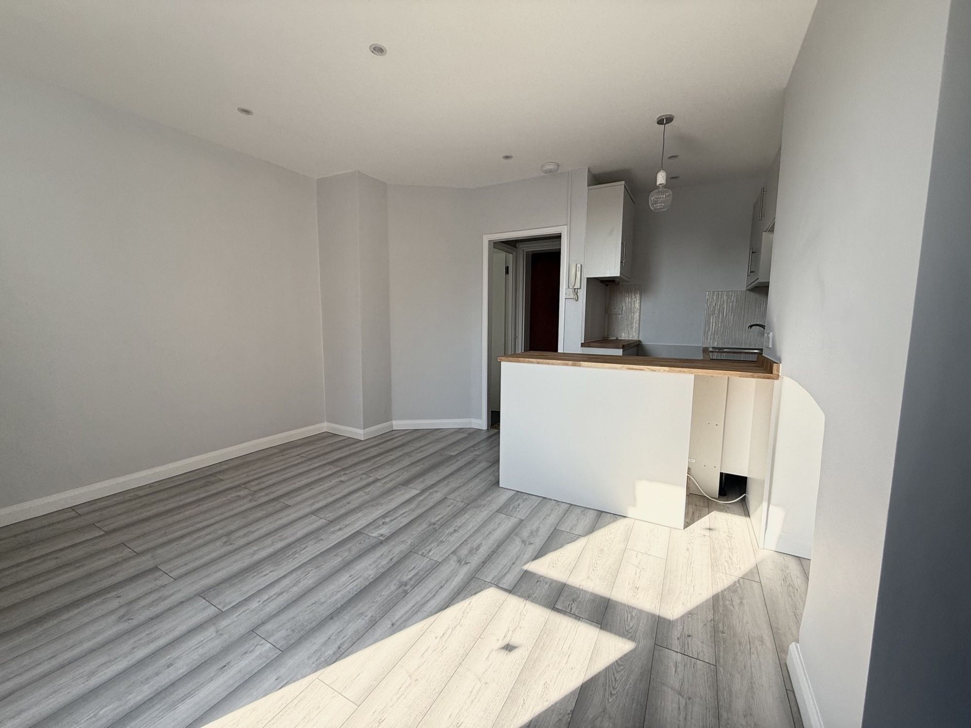 Images for Blackstock Road, London, N4 EAID:2092695728 BID:03b1b085-2c4d-4c75-8eea-20939b8639ac