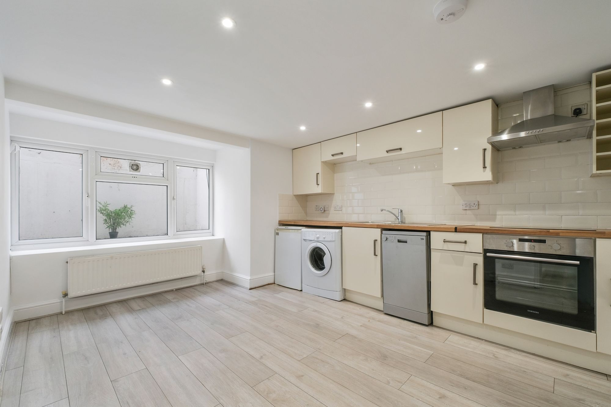 Images for Brownswood Road, London, N4 EAID:2092695728 BID:03b1b085-2c4d-4c75-8eea-20939b8639ac