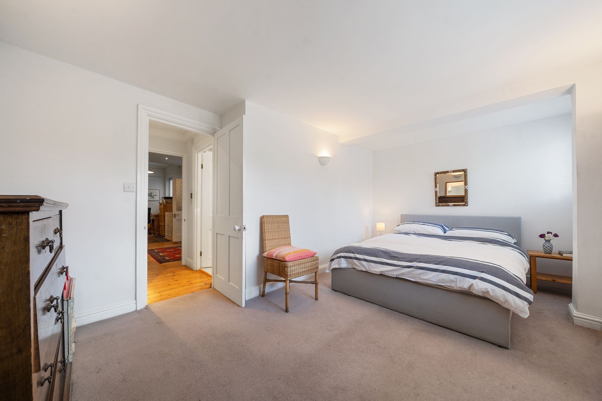 Images for Queens Drive, London, N4 EAID:2092695728 BID:03b1b085-2c4d-4c75-8eea-20939b8639ac
