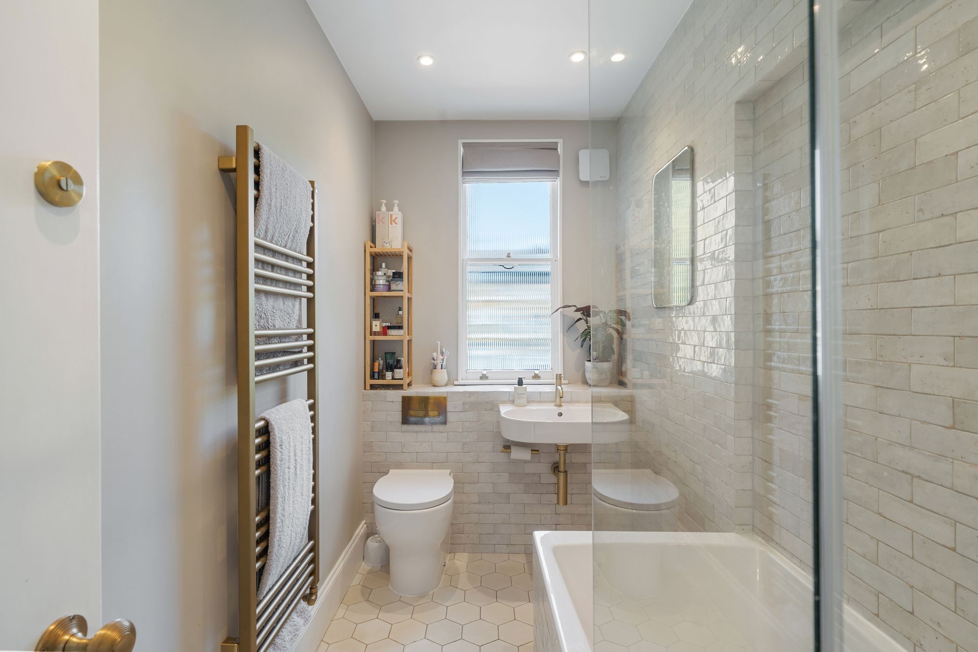 Images for Queens Drive, London, N4 EAID:2092695728 BID:03b1b085-2c4d-4c75-8eea-20939b8639ac