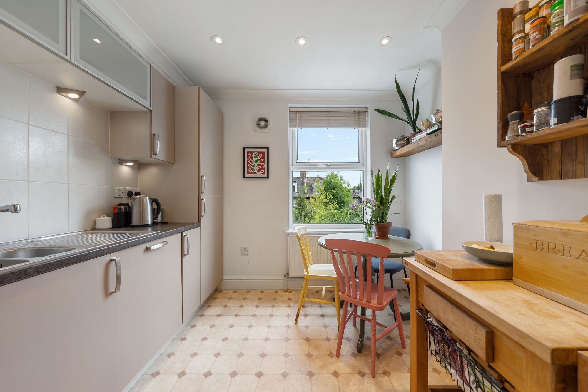 Images for Blackstock Road, London, N4 EAID:2092695728 BID:03b1b085-2c4d-4c75-8eea-20939b8639ac