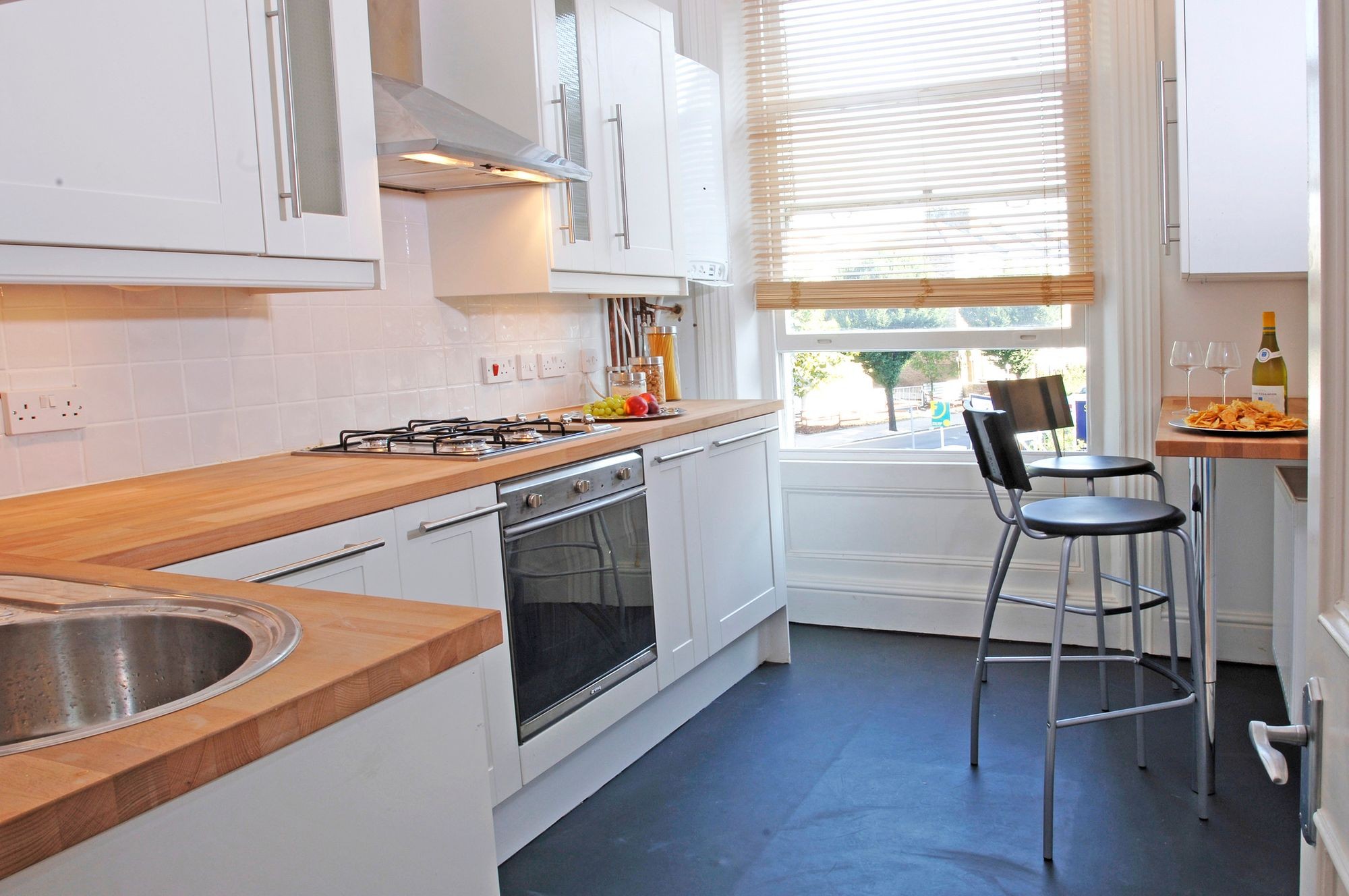Images for Queens Drive, London, N4 EAID:2092695728 BID:03b1b085-2c4d-4c75-8eea-20939b8639ac