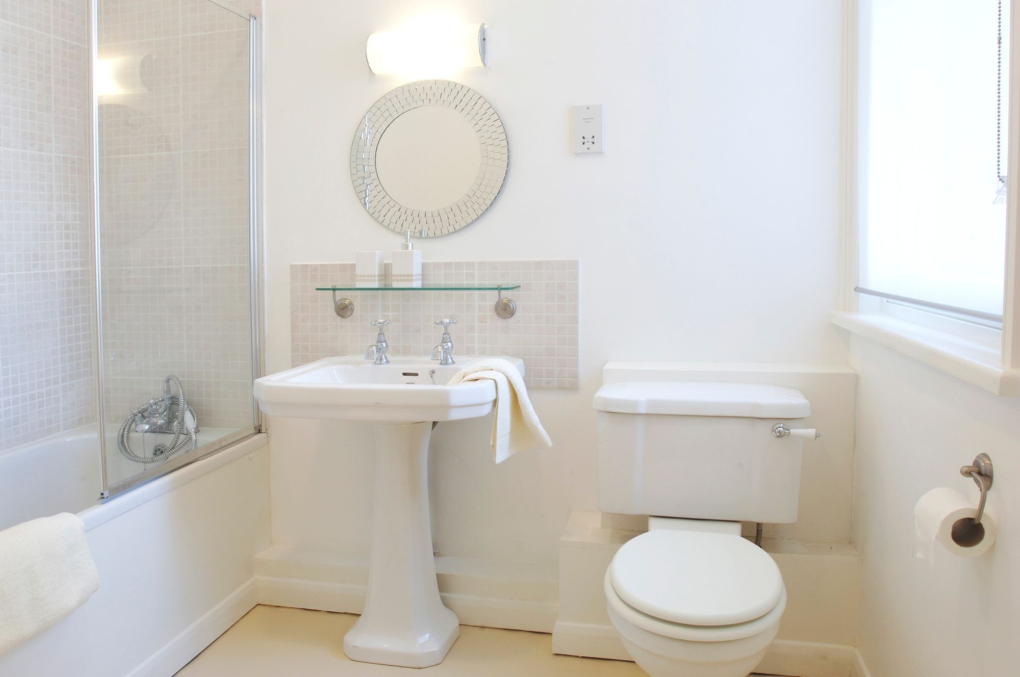 Images for Queens Drive, London, N4 EAID:2092695728 BID:03b1b085-2c4d-4c75-8eea-20939b8639ac