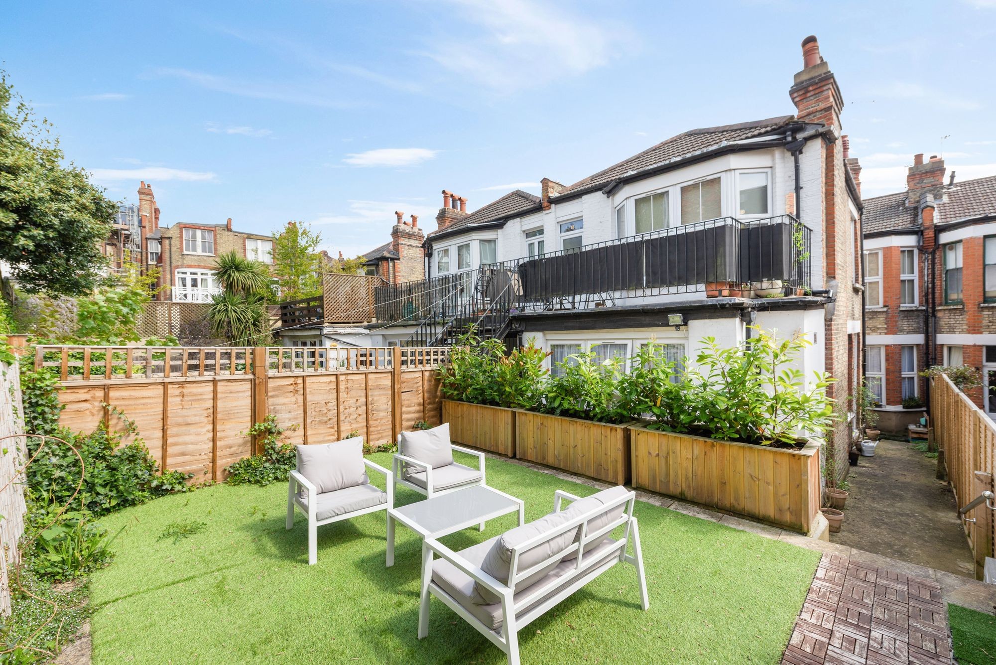 Images for Hillfield Park, London, N10 EAID:2092695728 BID:a6721746-bd1f-4561-86df-c186f35b52e2