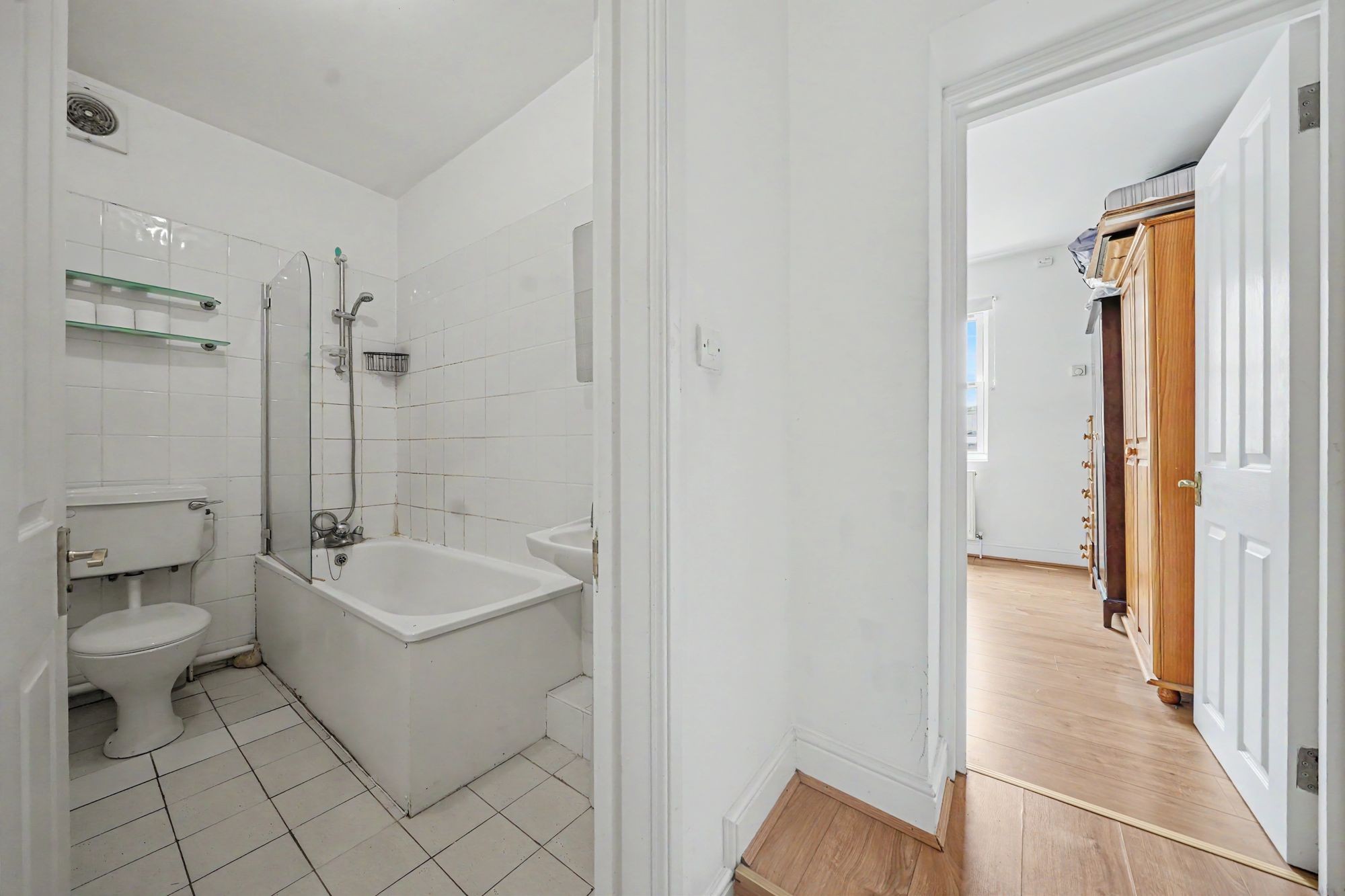Images for Mount Pleasant Crescent, London, N4 EAID:2092695728 BID:d78cdad6-8851-45ca-b966-38a91e6bb6bf