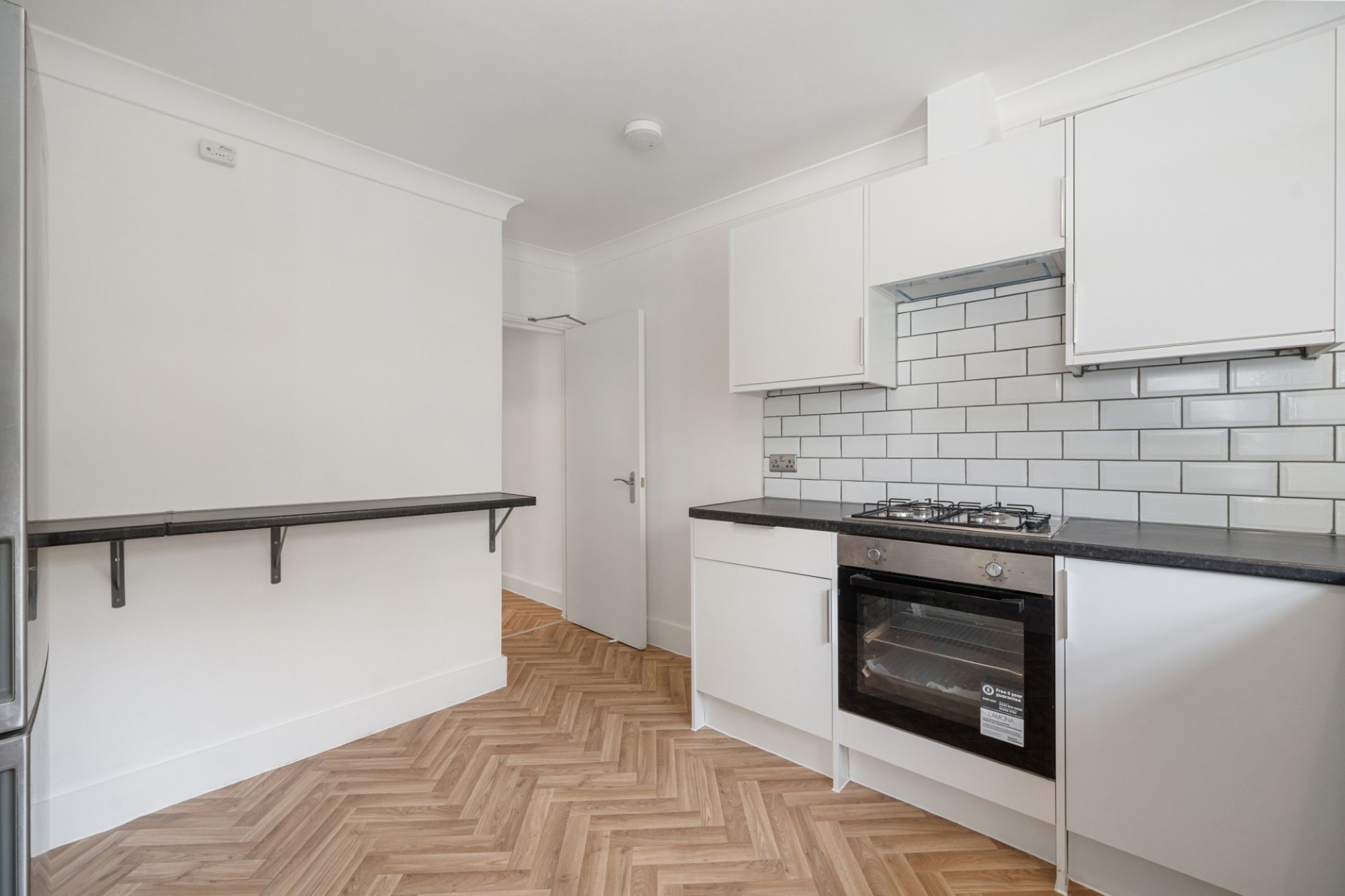 Images for Chatsworth Road, London, E5 EAID:2092695728 BID:03b1b085-2c4d-4c75-8eea-20939b8639ac