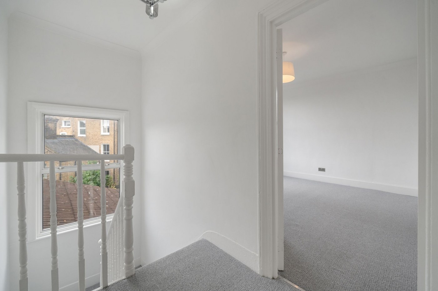 Images for Chatsworth Road, London, E5 EAID:2092695728 BID:03b1b085-2c4d-4c75-8eea-20939b8639ac