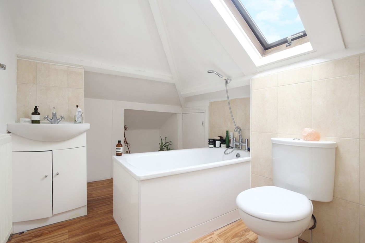 Images for Finsbury Park Road, London, N4 EAID:2092695728 BID:03b1b085-2c4d-4c75-8eea-20939b8639ac