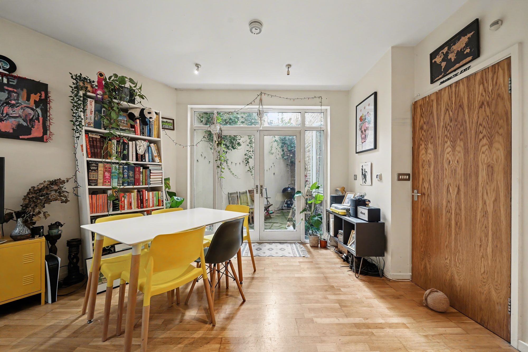 Images for Mount Pleasant Crescent, London, N4 EAID:2092695728 BID:d78cdad6-8851-45ca-b966-38a91e6bb6bf