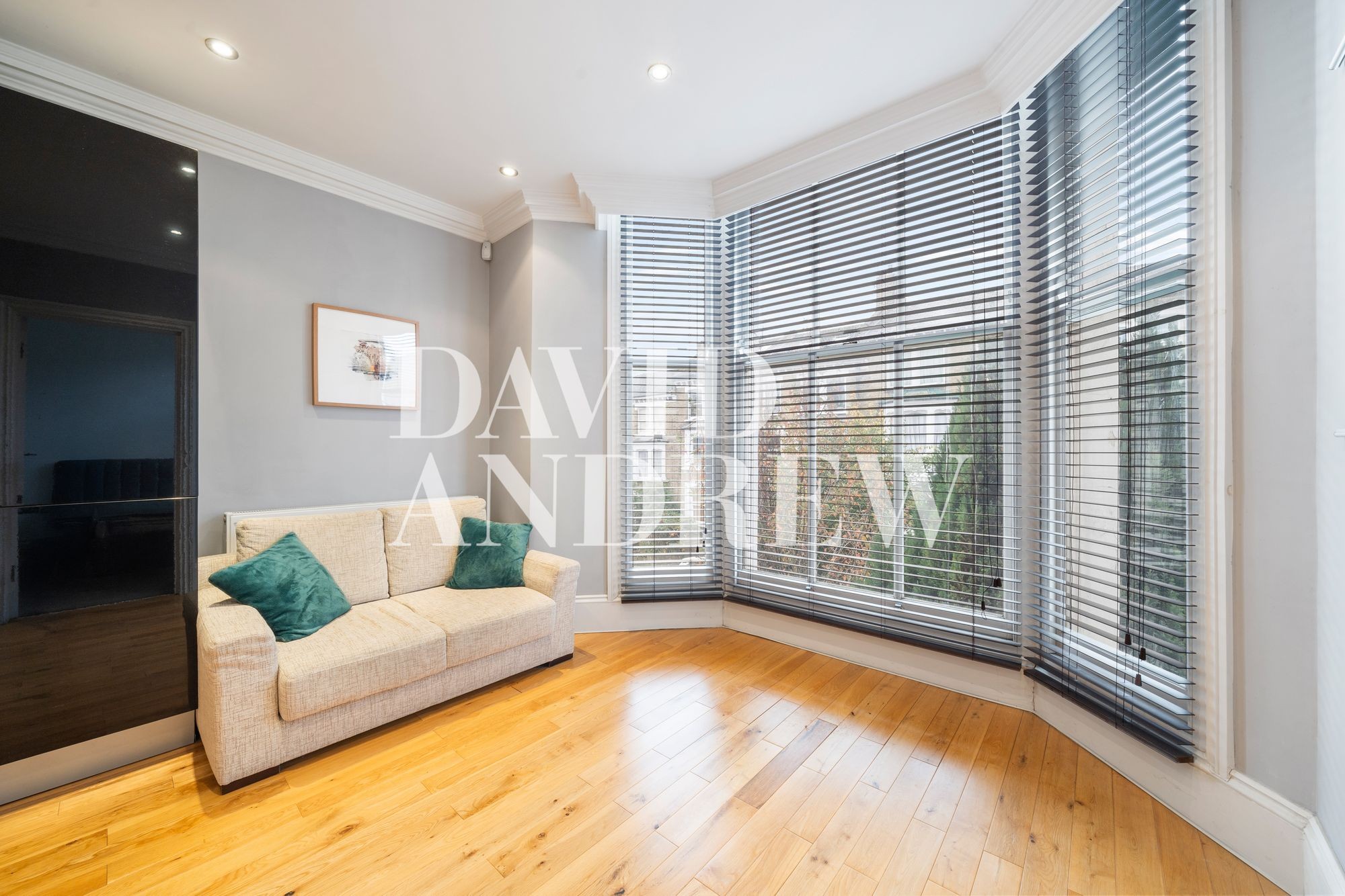 Images for Bickerton Road, London, N19 EAID:2092695728 BID:a6721746-bd1f-4561-86df-c186f35b52e2