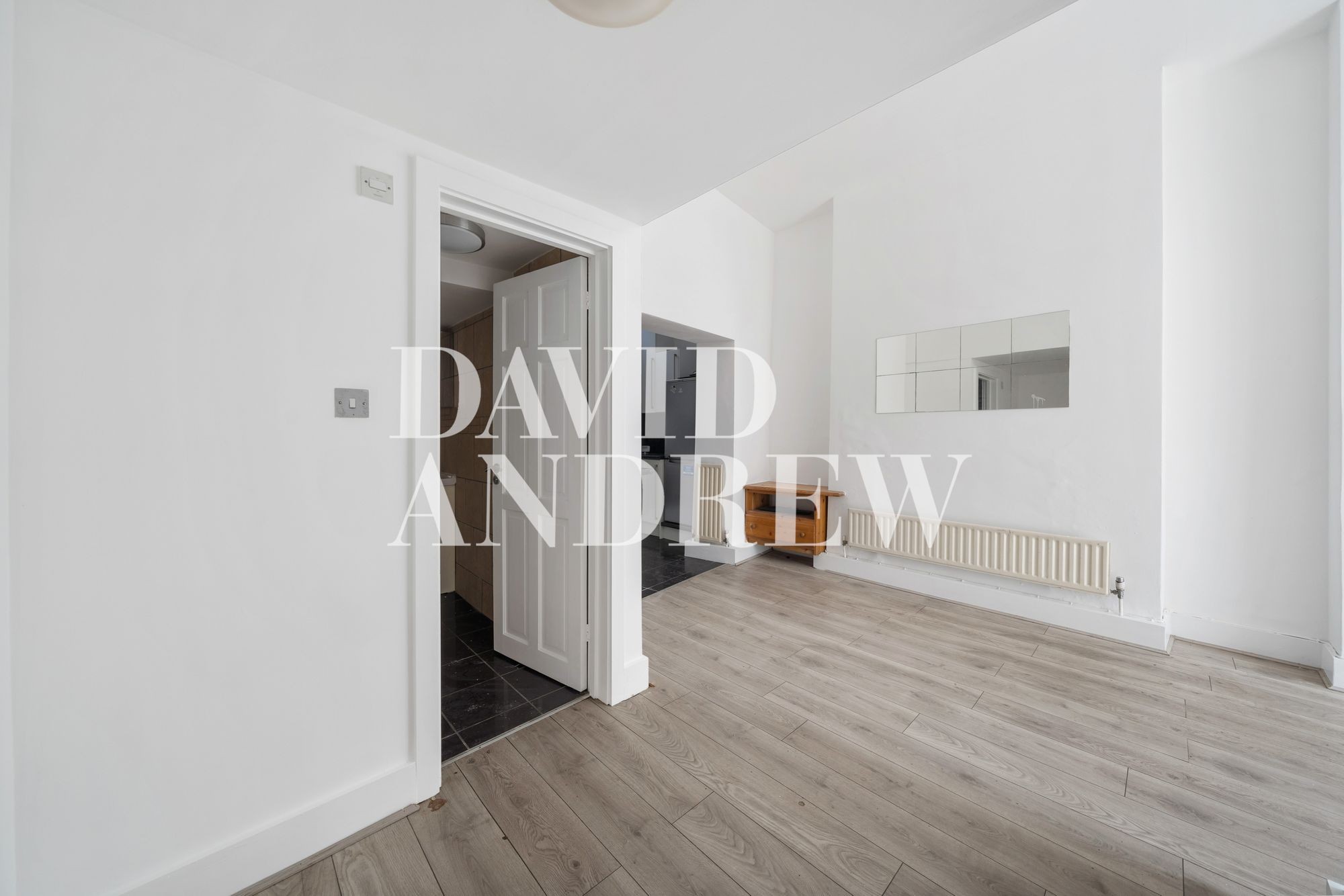 Images for Holloway Road, London, N19 EAID:2092695728 BID:a6721746-bd1f-4561-86df-c186f35b52e2