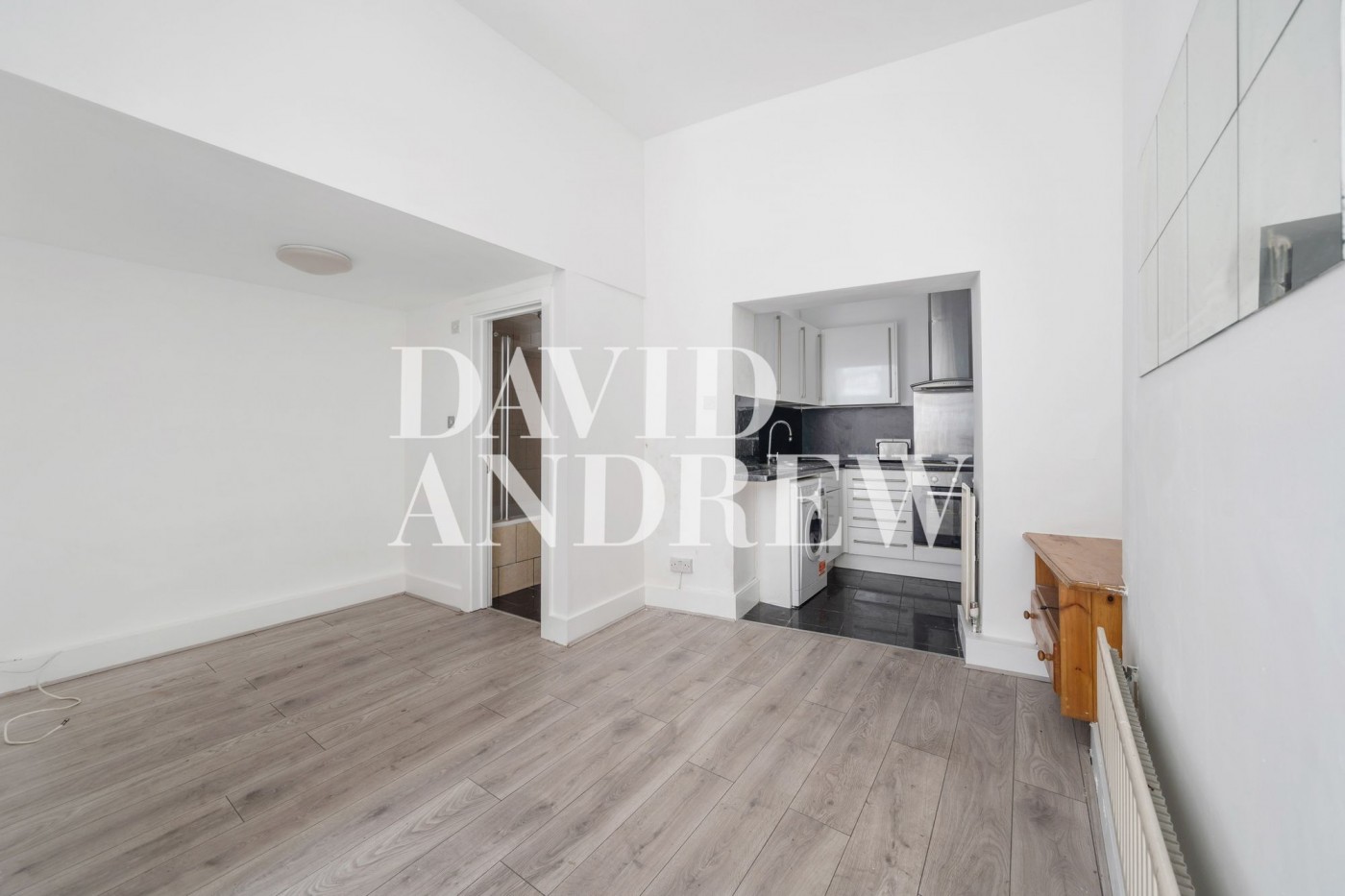 Images for Holloway Road, London, N19 EAID:2092695728 BID:a6721746-bd1f-4561-86df-c186f35b52e2