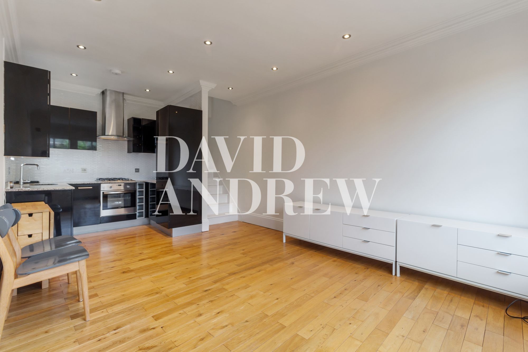 Images for Bickerton Road, London, N19 EAID:2092695728 BID:a6721746-bd1f-4561-86df-c186f35b52e2