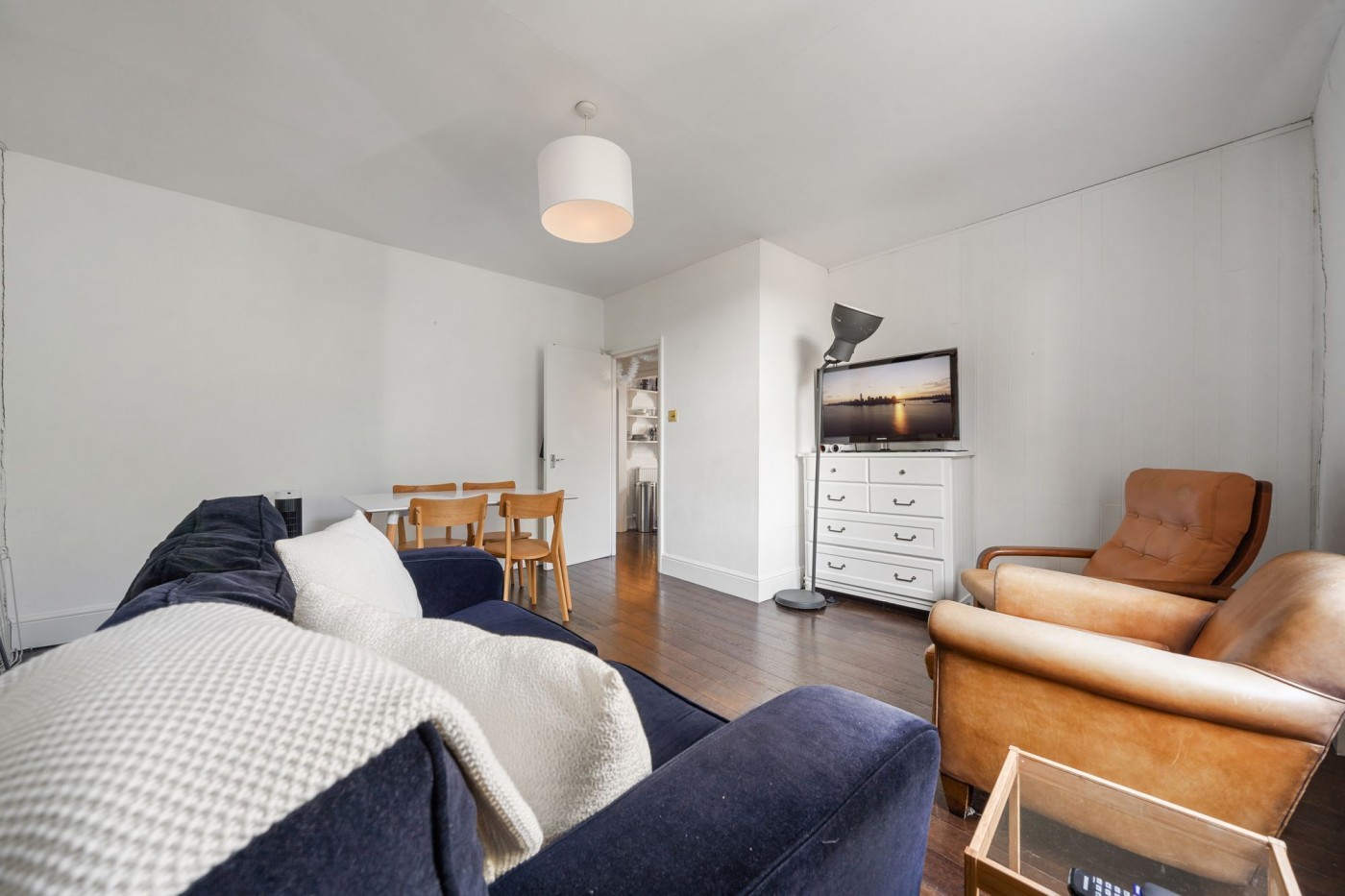Images for Caledonian Road, London, N7 EAID:2092695728 BID:a6721746-bd1f-4561-86df-c186f35b52e2