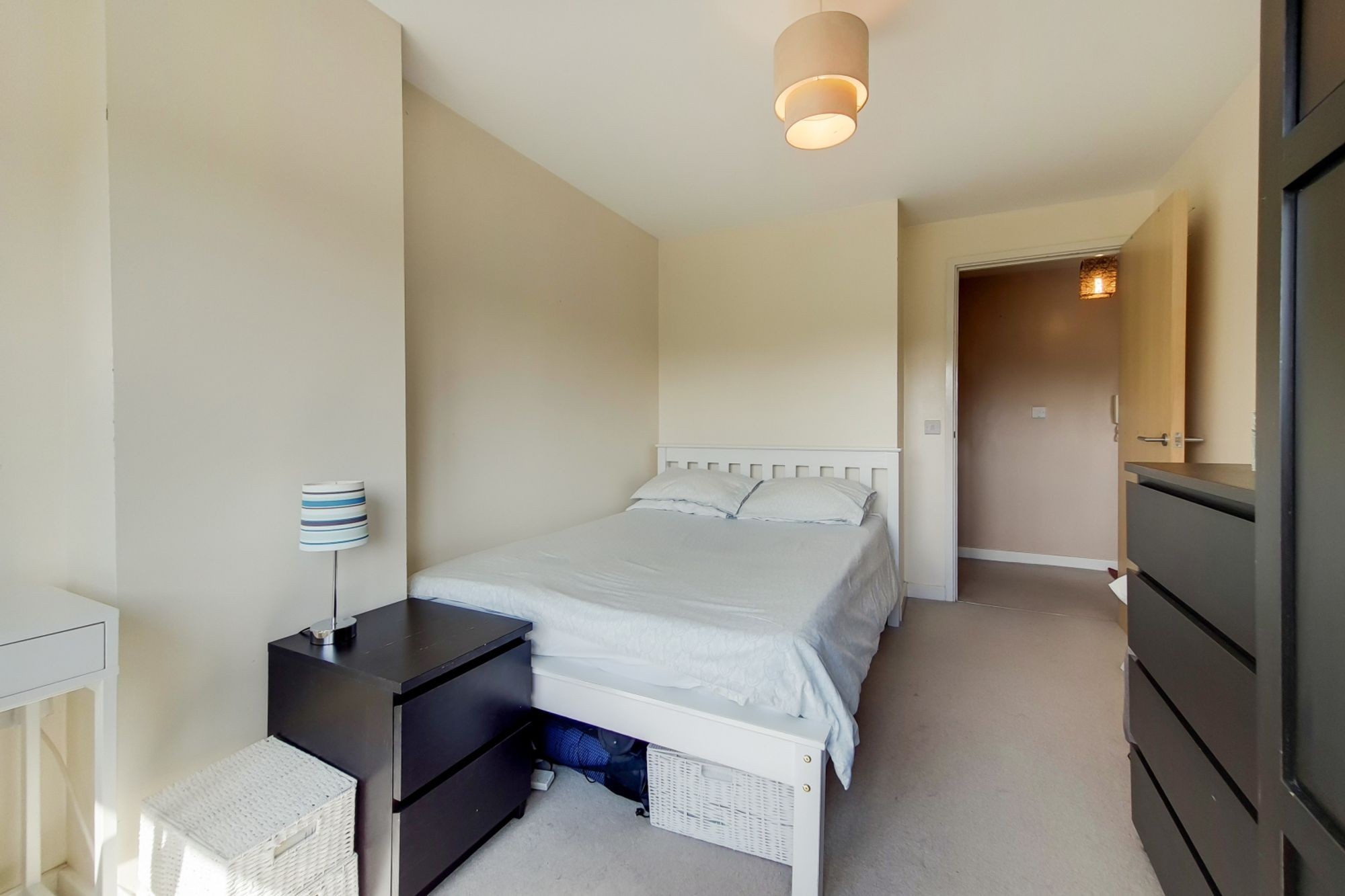 Images for Cottage Road, London, N7 EAID:2092695728 BID:a6721746-bd1f-4561-86df-c186f35b52e2