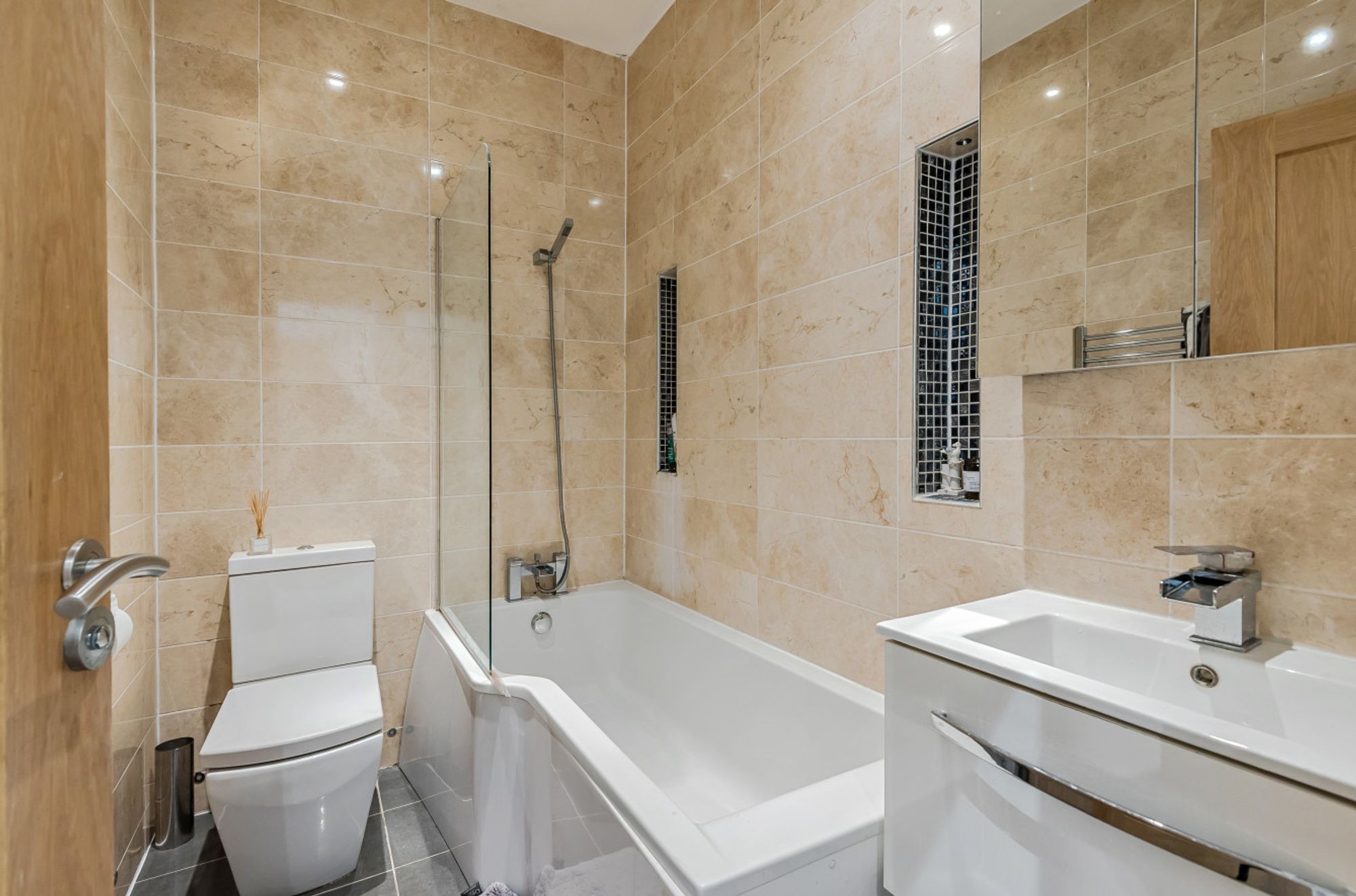 Images for Lorne Road, London, N4 EAID:2092695728 BID:d78cdad6-8851-45ca-b966-38a91e6bb6bf