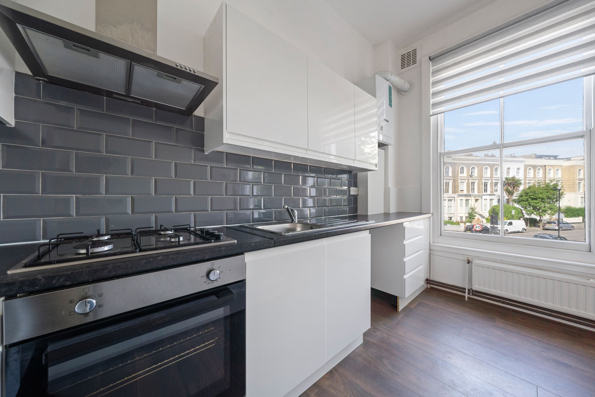 Images for Isledon Road, London, N7 EAID:2092695728 BID:a6721746-bd1f-4561-86df-c186f35b52e2