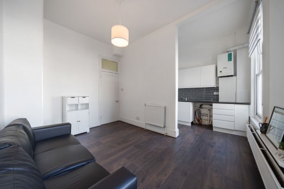 Isledon Road, London, N7 - EAID:2092695728, BID:a6721746-bd1f-4561-86df-c186f35b52e2