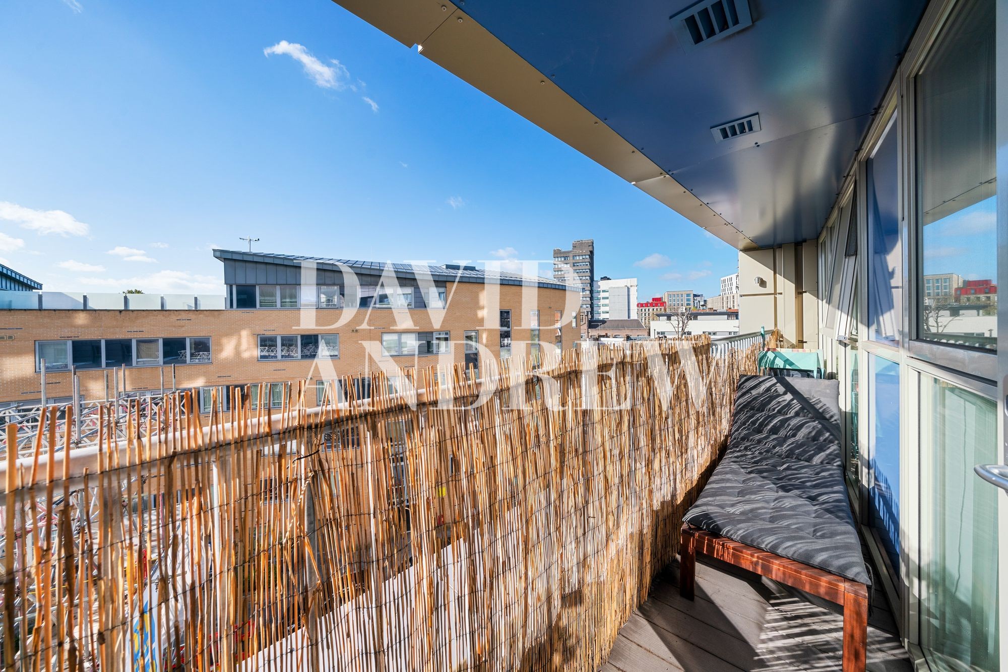 Images for Queensland Road, London, N7 EAID:2092695728 BID:a6721746-bd1f-4561-86df-c186f35b52e2