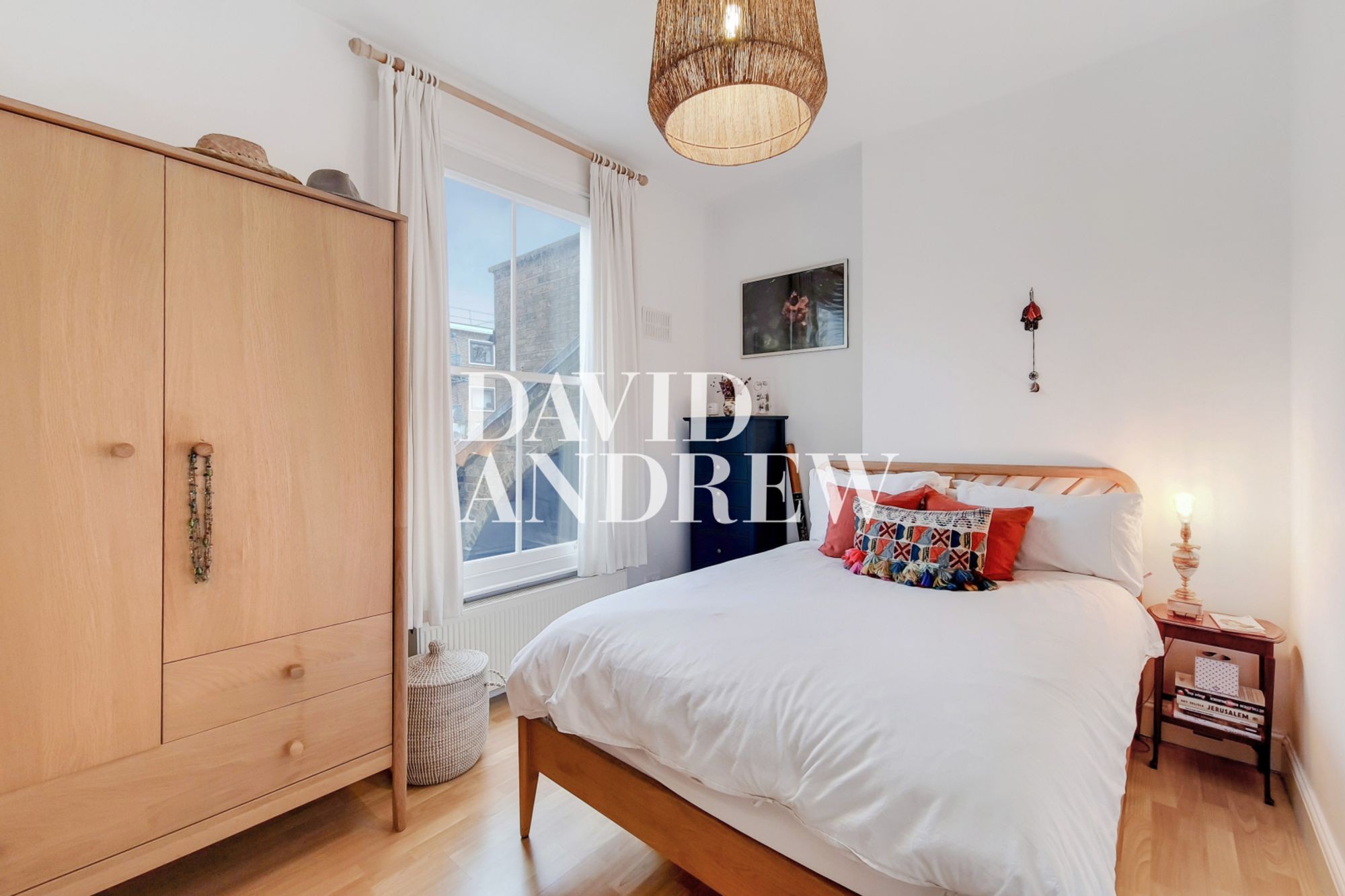 Images for Tollington Way, London, N7 EAID:2092695728 BID:a6721746-bd1f-4561-86df-c186f35b52e2