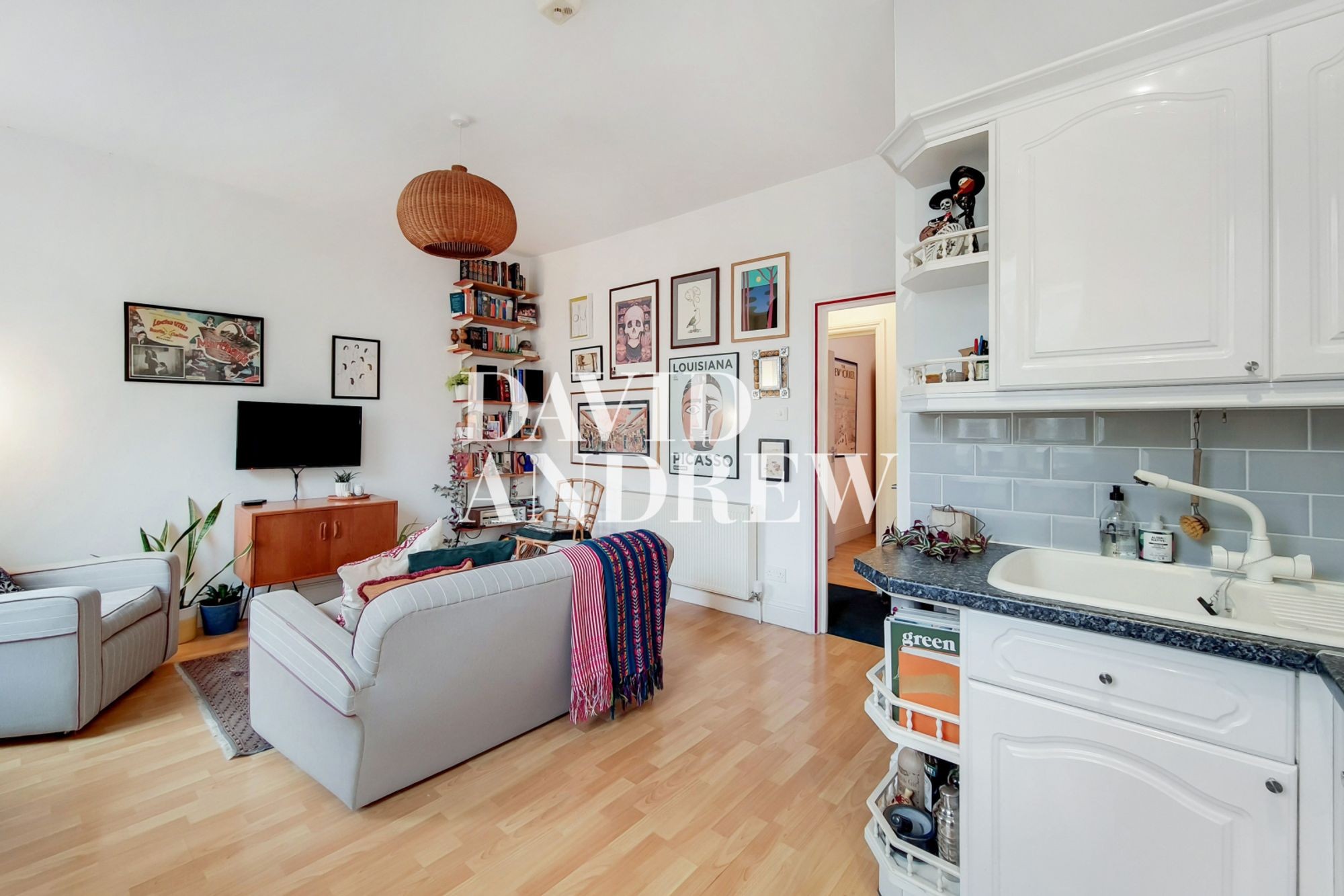 Images for Tollington Way, London, N7 EAID:2092695728 BID:a6721746-bd1f-4561-86df-c186f35b52e2