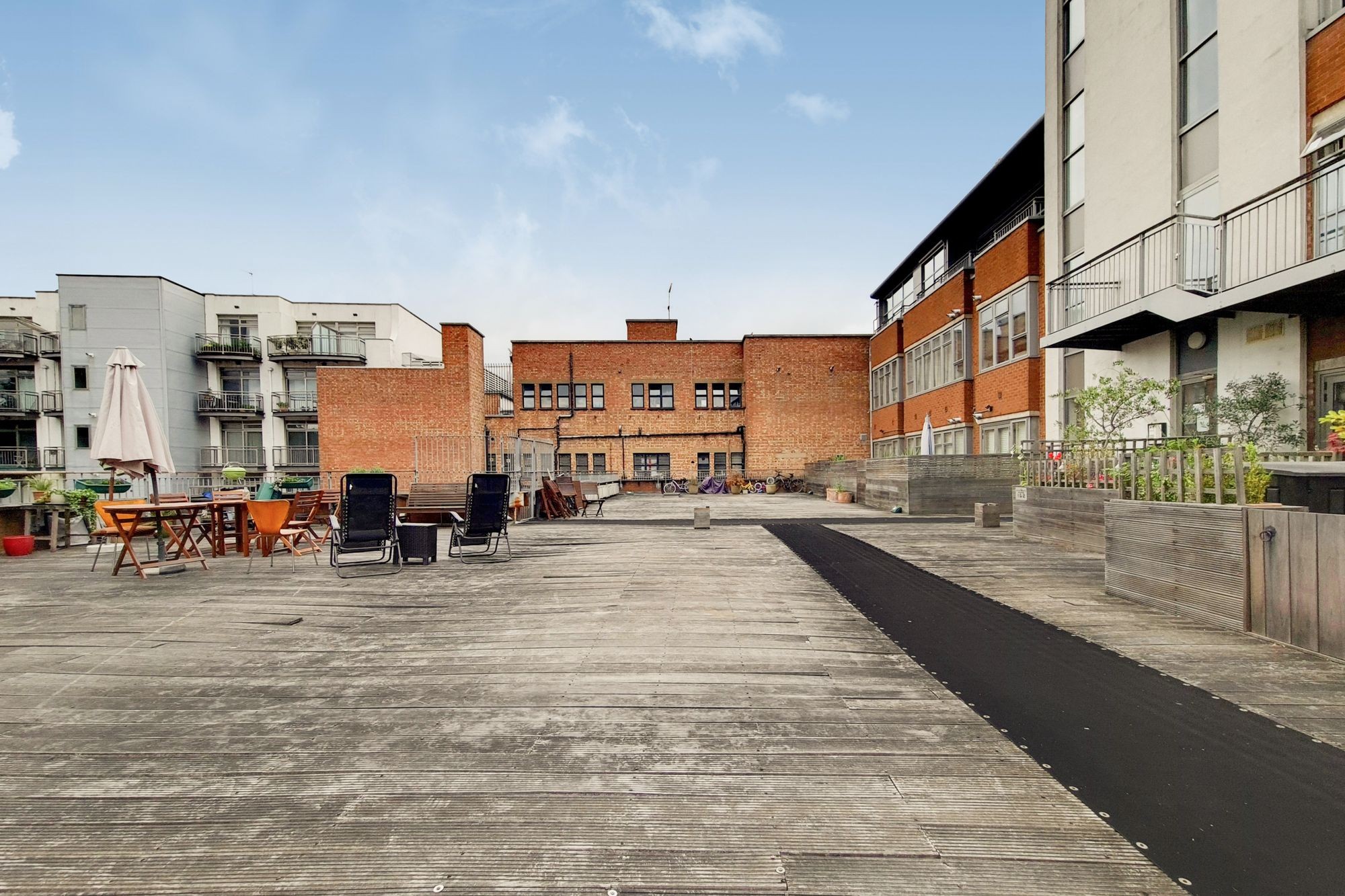 Images for The Broadway, Village Apartments, N8 EAID:2092695728 BID:d78cdad6-8851-45ca-b966-38a91e6bb6bf