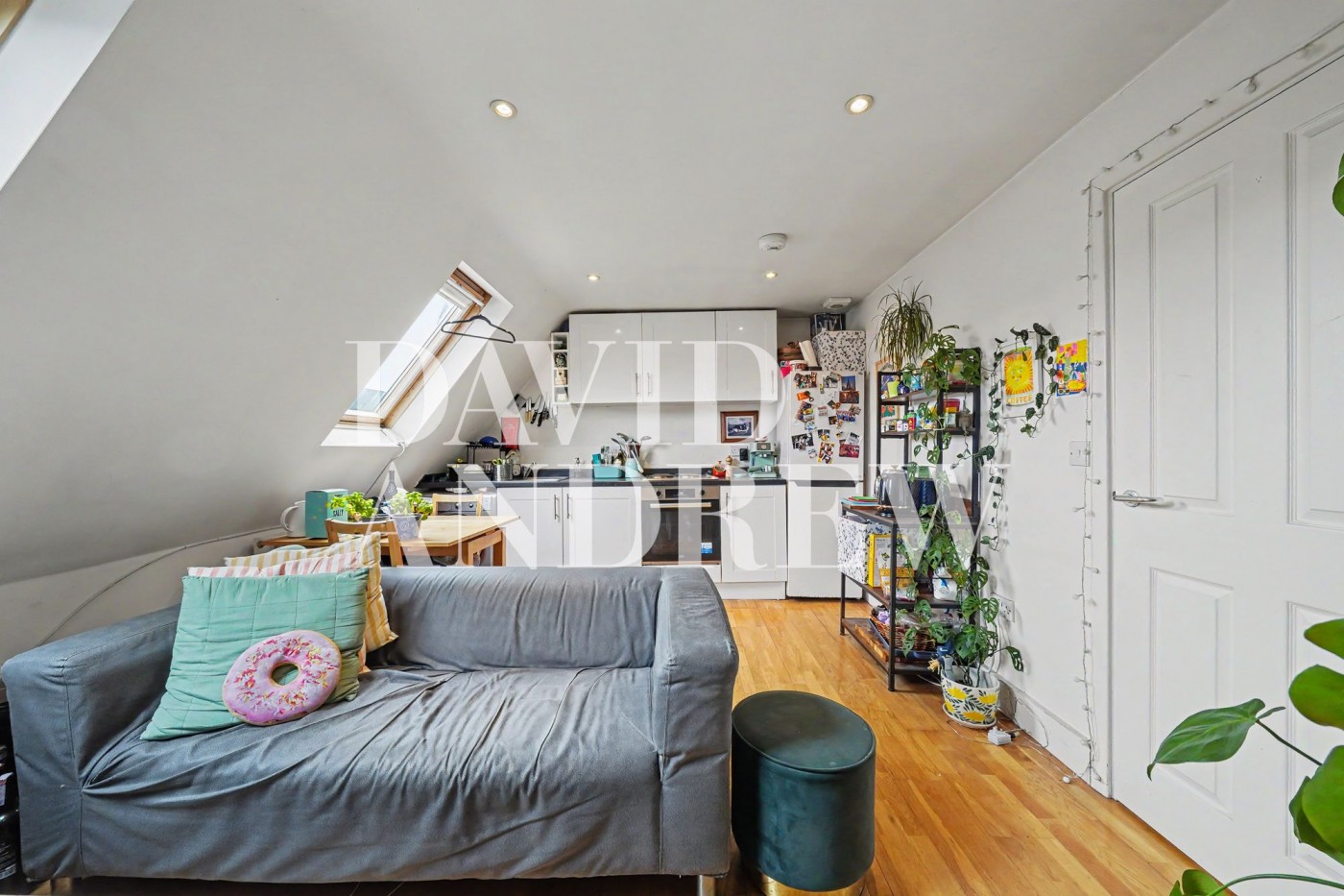 Images for Stroud Green Road, London, N4 EAID:2092695728 BID:d78cdad6-8851-45ca-b966-38a91e6bb6bf