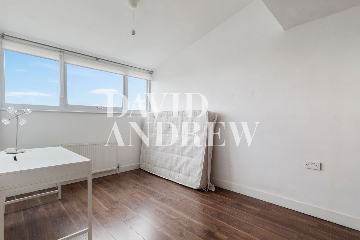 Images for Palmers Road, London, N11 EAID:2092695728 BID:d78cdad6-8851-45ca-b966-38a91e6bb6bf