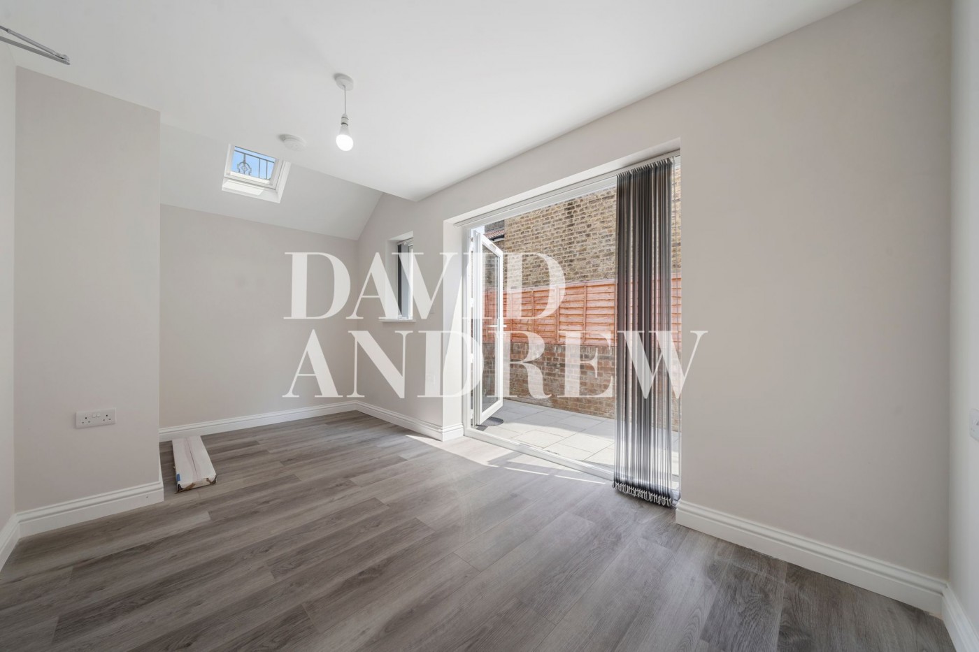 Images for Parolles Road, London, N19 EAID:2092695728 BID:a6721746-bd1f-4561-86df-c186f35b52e2