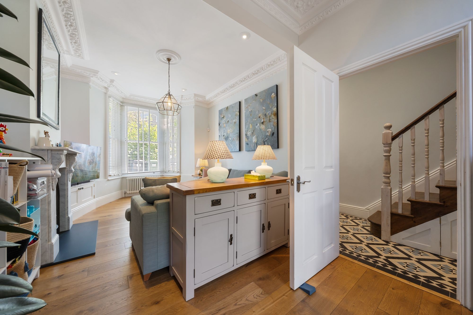 Images for Roden Street, London, N7 EAID:2092695728 BID:a6721746-bd1f-4561-86df-c186f35b52e2